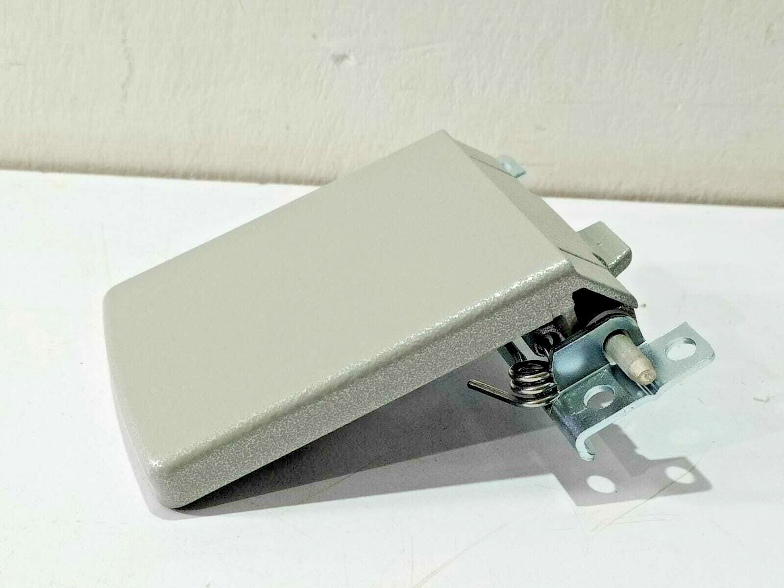 Miele 5 602 195 Handle CZECH REPUBLIC