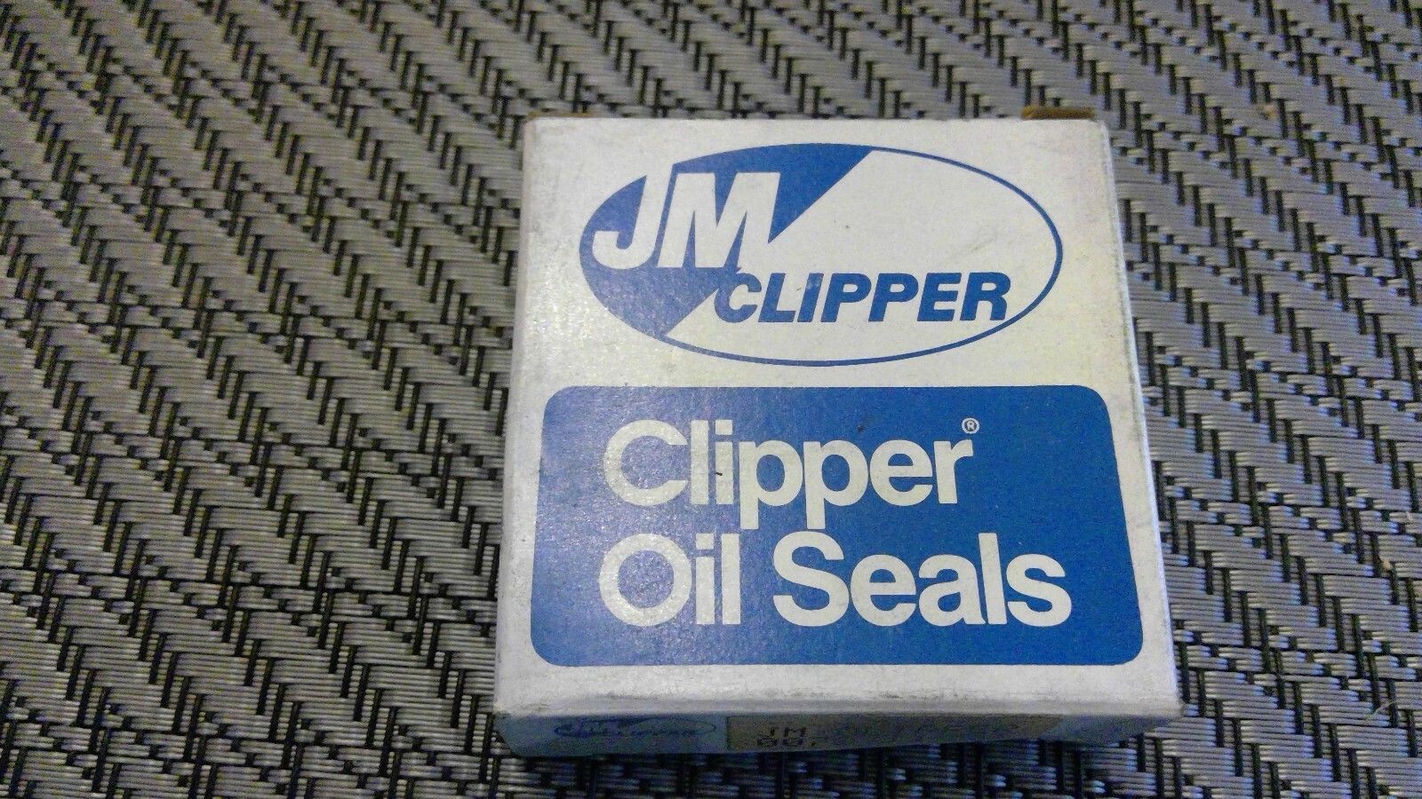 NEW JM CLIPPER 0078-11903 OIL SEAL –Free Shipping!!!