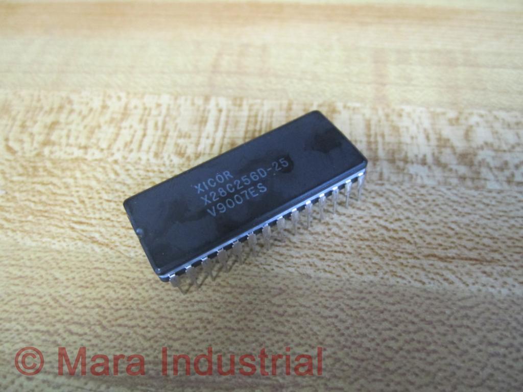 XICOR X28C256D-25 Integrated Chip X28C256D25 (Pack of 4)