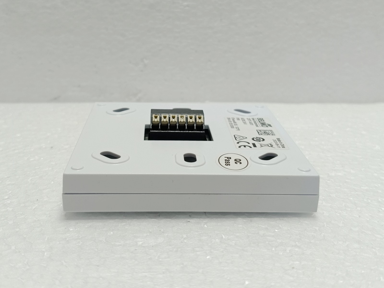 BELIMO 22RT-A001 VAV BOX ACUTATOR THERMOSTAT