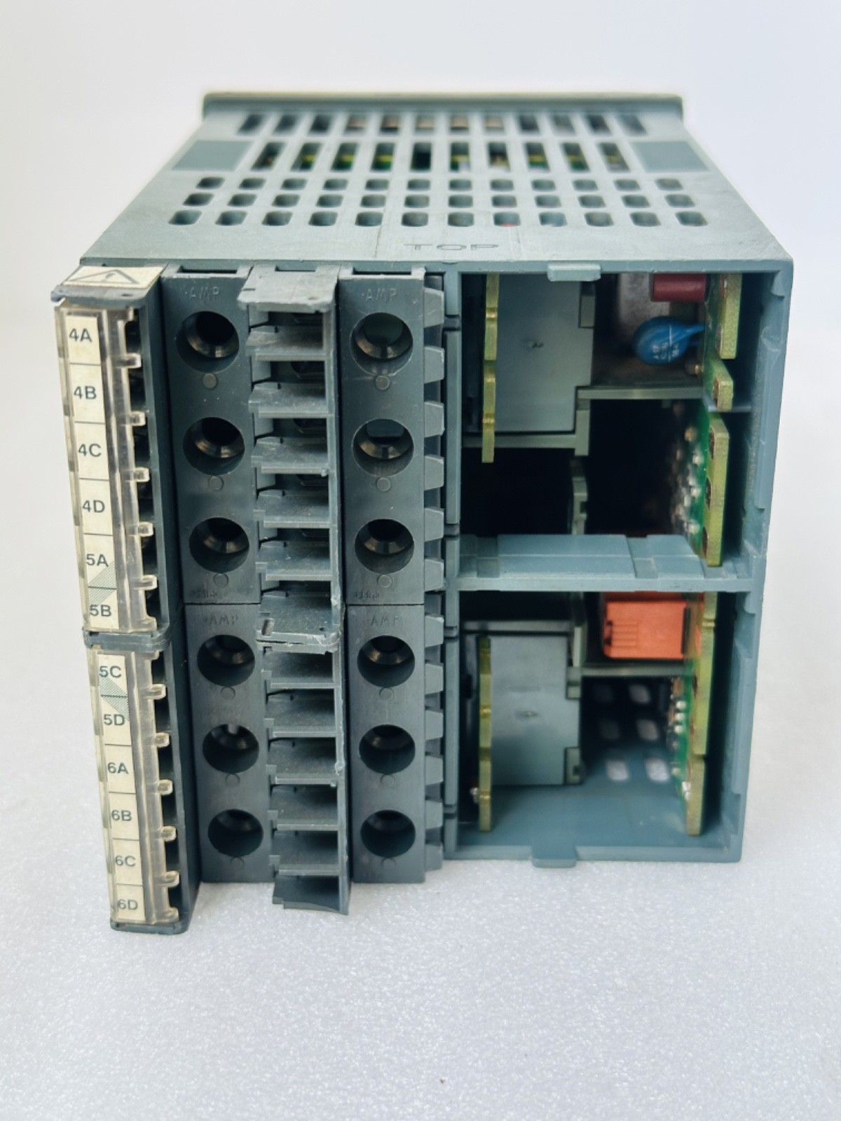 INVENSYS EUROTHERM 3504 Process Control Equipment 100-240V VAF INSTRUMENTS 3504