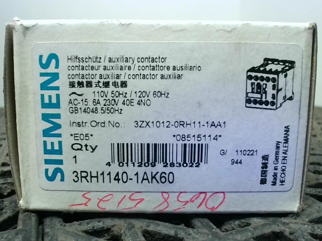 Siemens 3RH1140-1AK60 Contactor Relay 120VAC 60Hz-New In Box