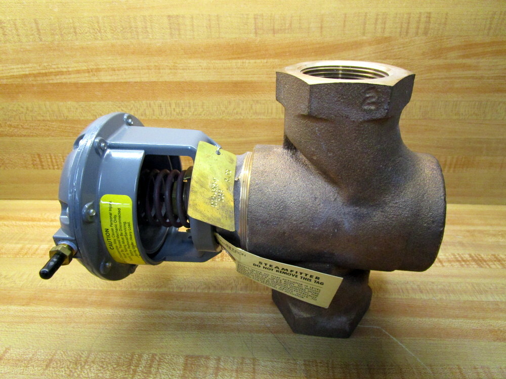 Johnson Controls V-3000-1 Diaphragm Actuator V30001 W/1-1/2 NPT VLV