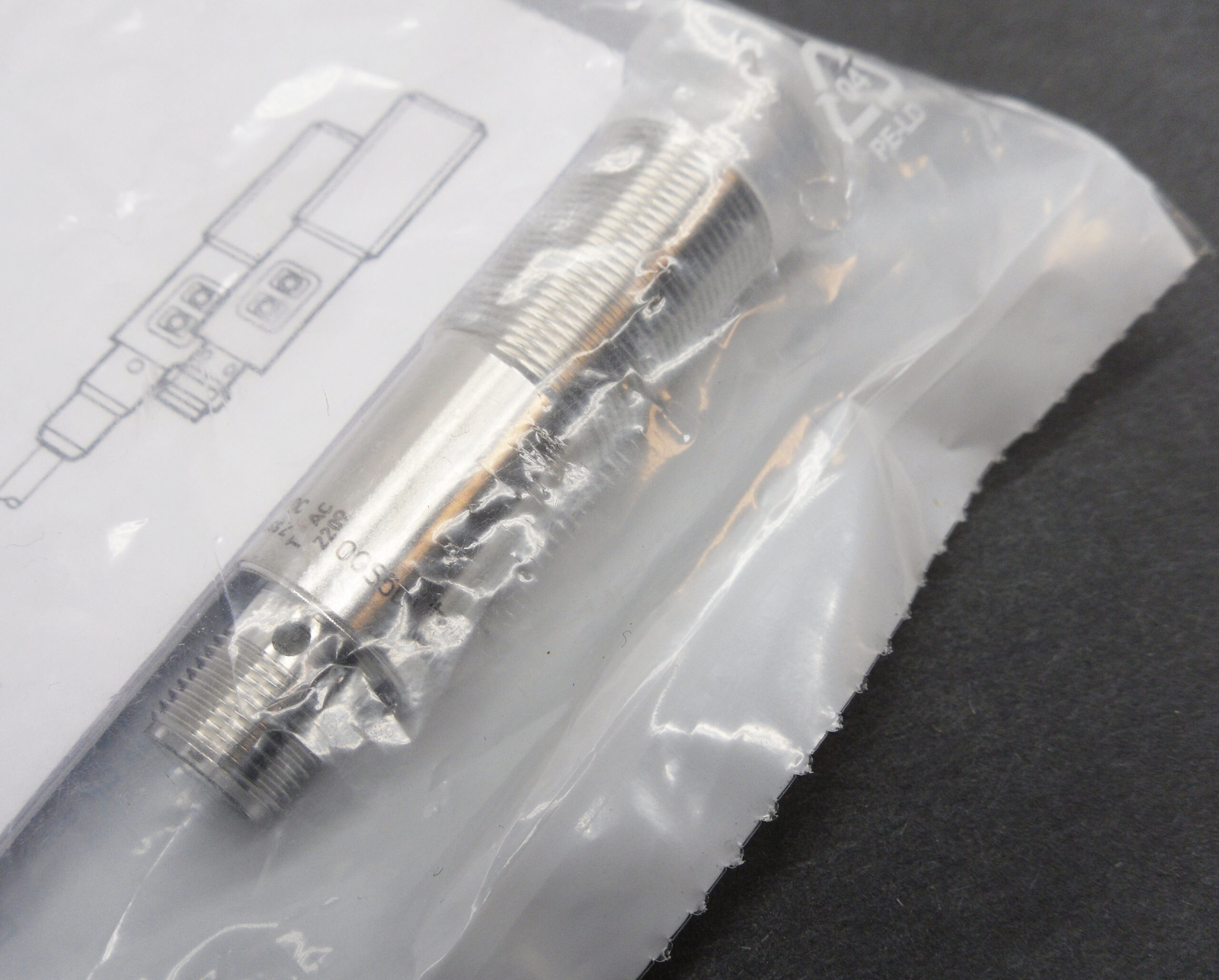 SEALED NEW IFM ELECTRONIC OGS-OOKG/US100 SENSOR TRANSMITTER OGS500