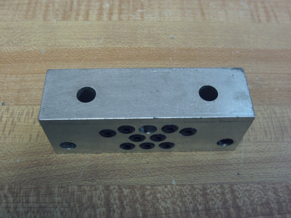 Graco Trabon Lubriquip M09 Divider Valve Block