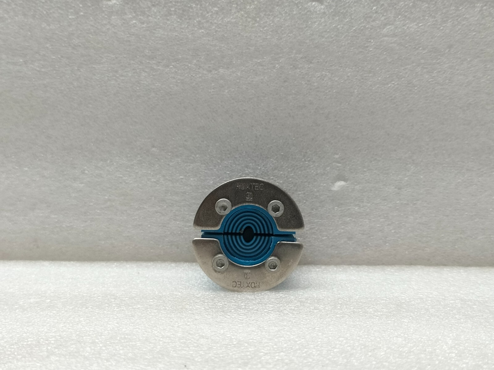 ROXTEC RS 31 AISI316 ROUND SEAL FOR CABLE/PIPES 4-17 mm RS00100311023