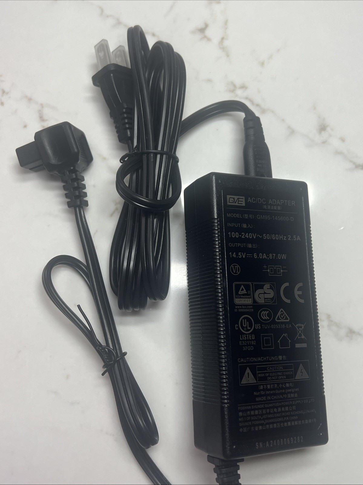 1Pcs New GVE Car Refrigerator Power Adapter GM95-145600-D 14.5V 6.0A 87W 12/24V