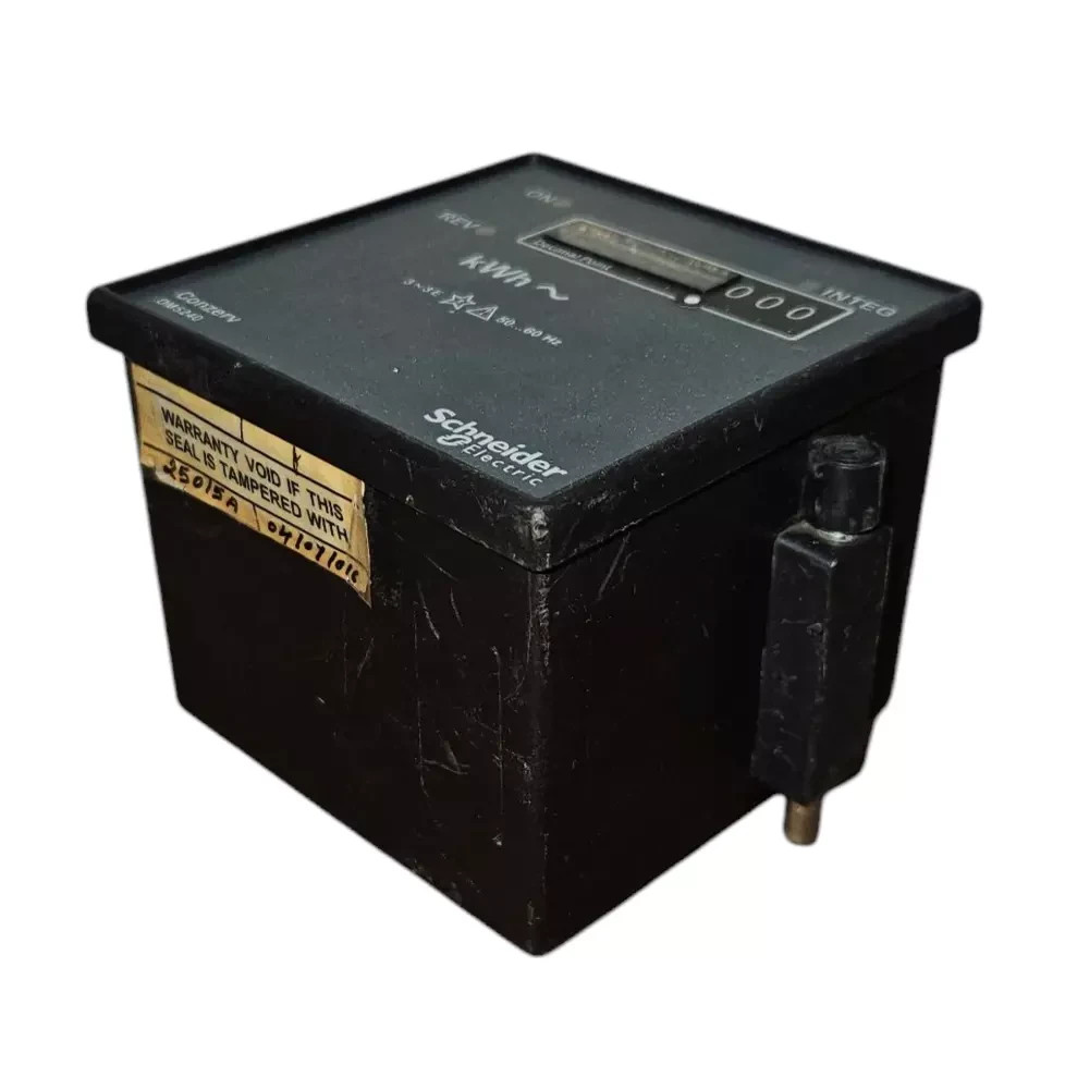SCHNEIDER ELECTRIC CONZERV DM5240 POWER & ENERGY METER