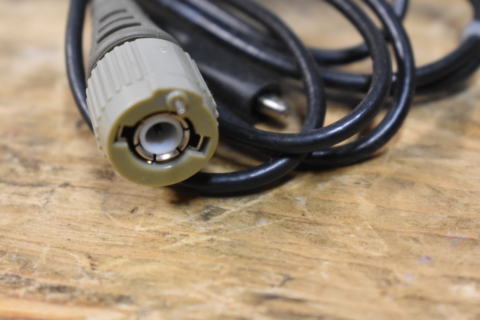 Tekronix P6109B Oscilloscope Probe 100 MHz 10X New Old Stock