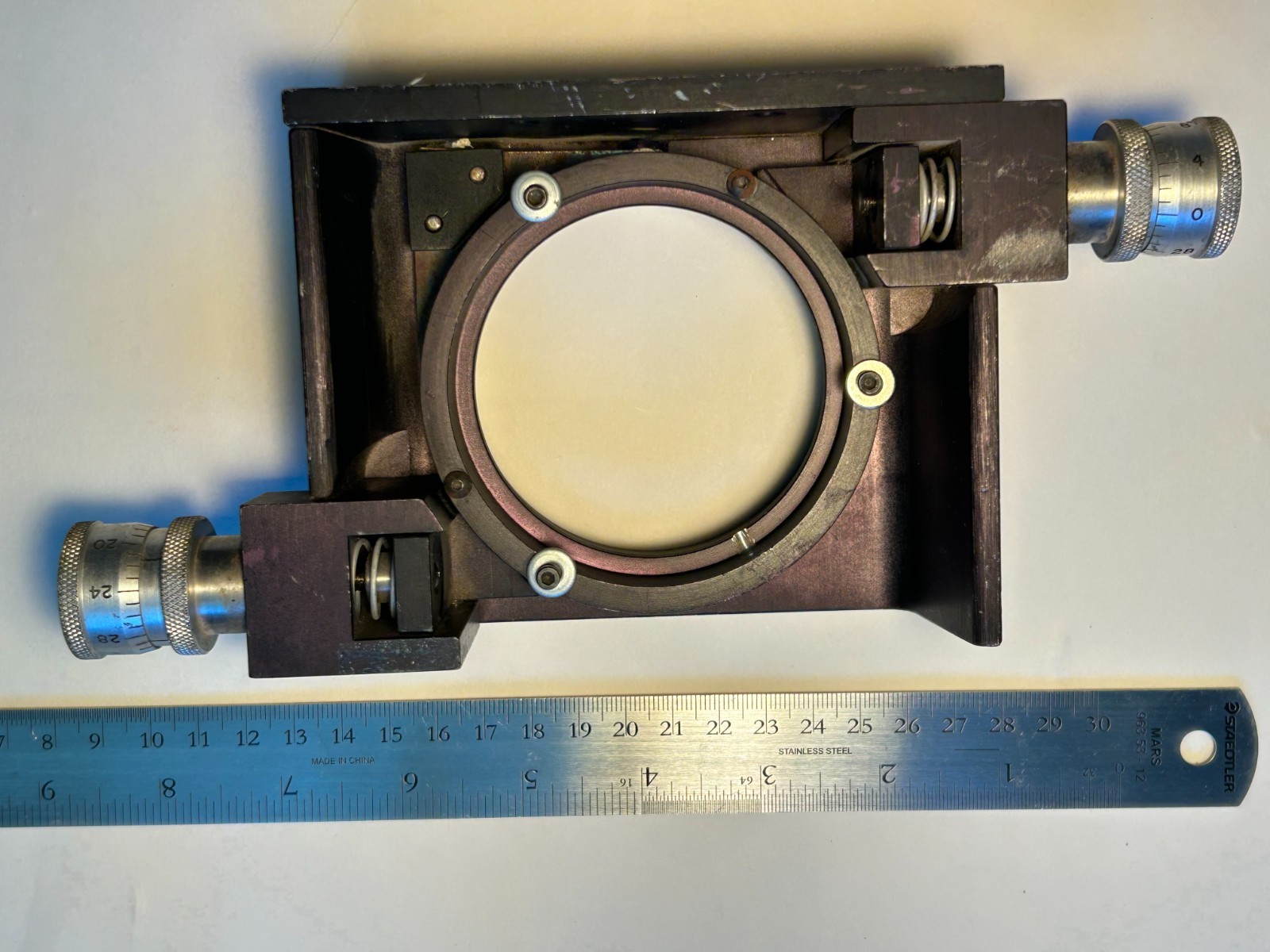Aerotech 3″ gimbal mirror mount model AOM 110-3 Side adjusting