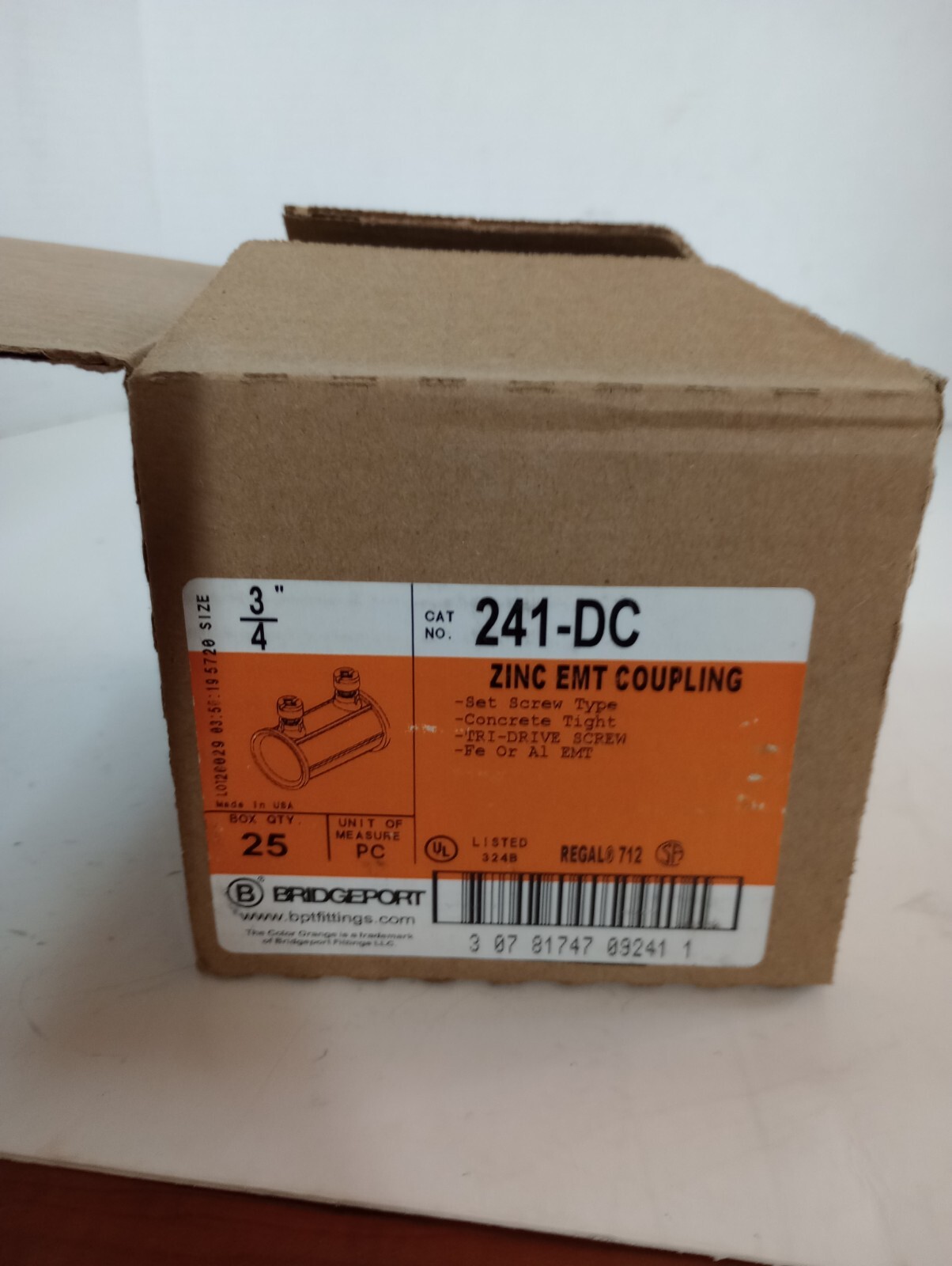 3/4″ BRIDGEPORT 241-DC CONDUIT EMT COUPLER CONNECTOR – LOT OF 25