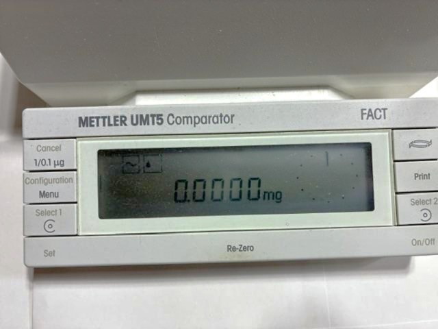 Mettler Toledo Type UMT5 Ultra Microbalance Comparator