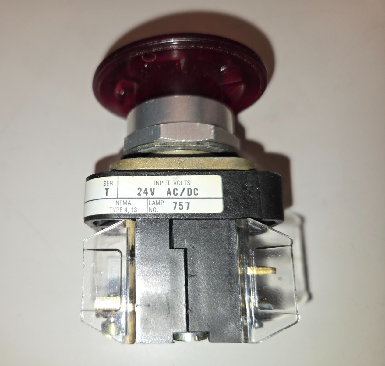 Allen-Bradley 800T-FXQ24 A1 Red Emergency Stop Button