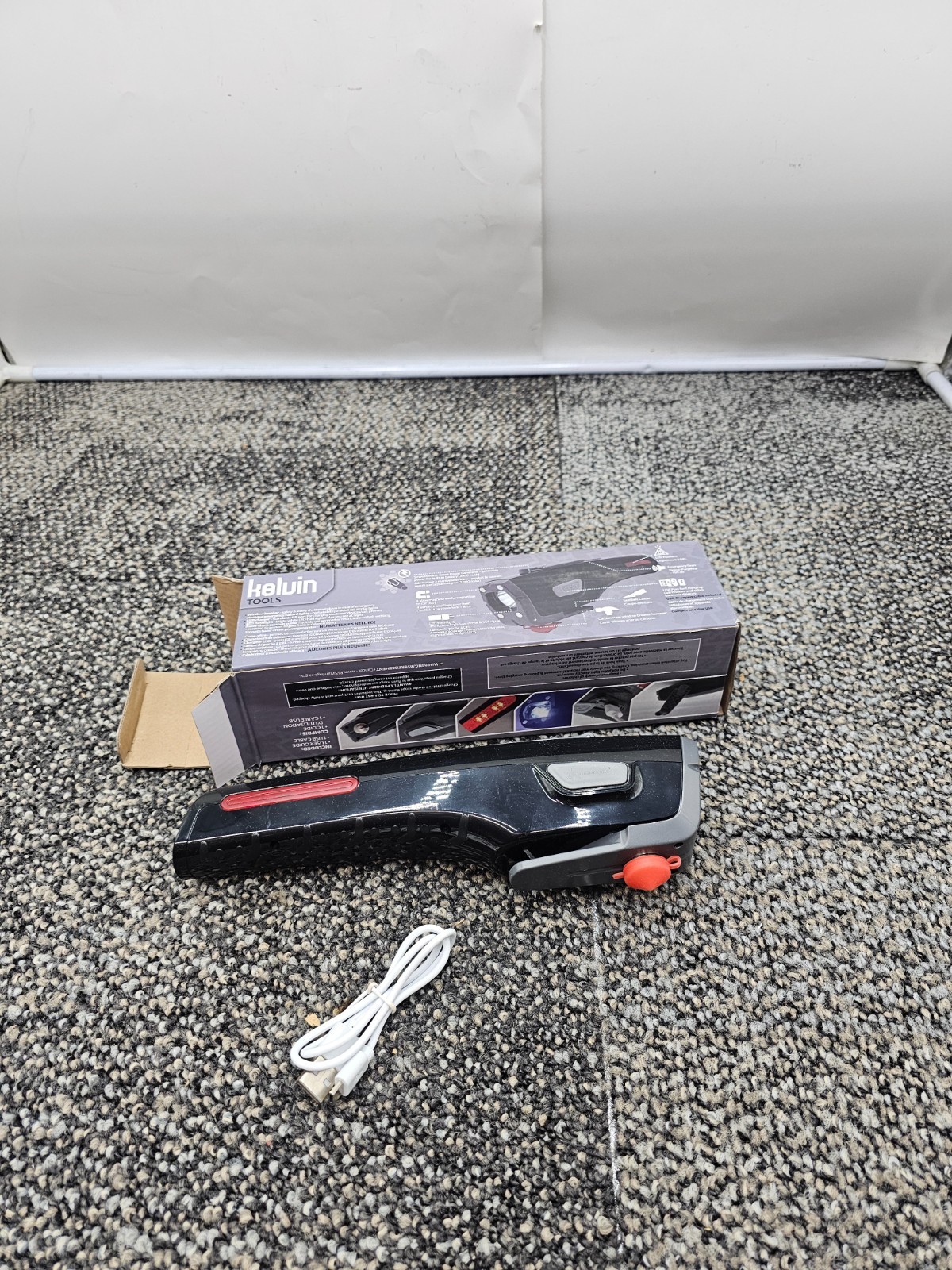 KELVIN 8 Automotive Emergency Tool 8: Power Generator with USB Powerbank