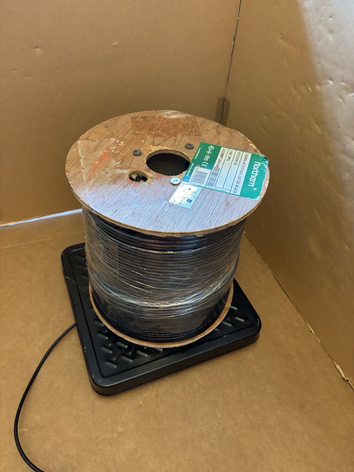 Northern Cat5E 24Awg Ethernet Cable 1000ft N5EDJDB1RL Double Jacket