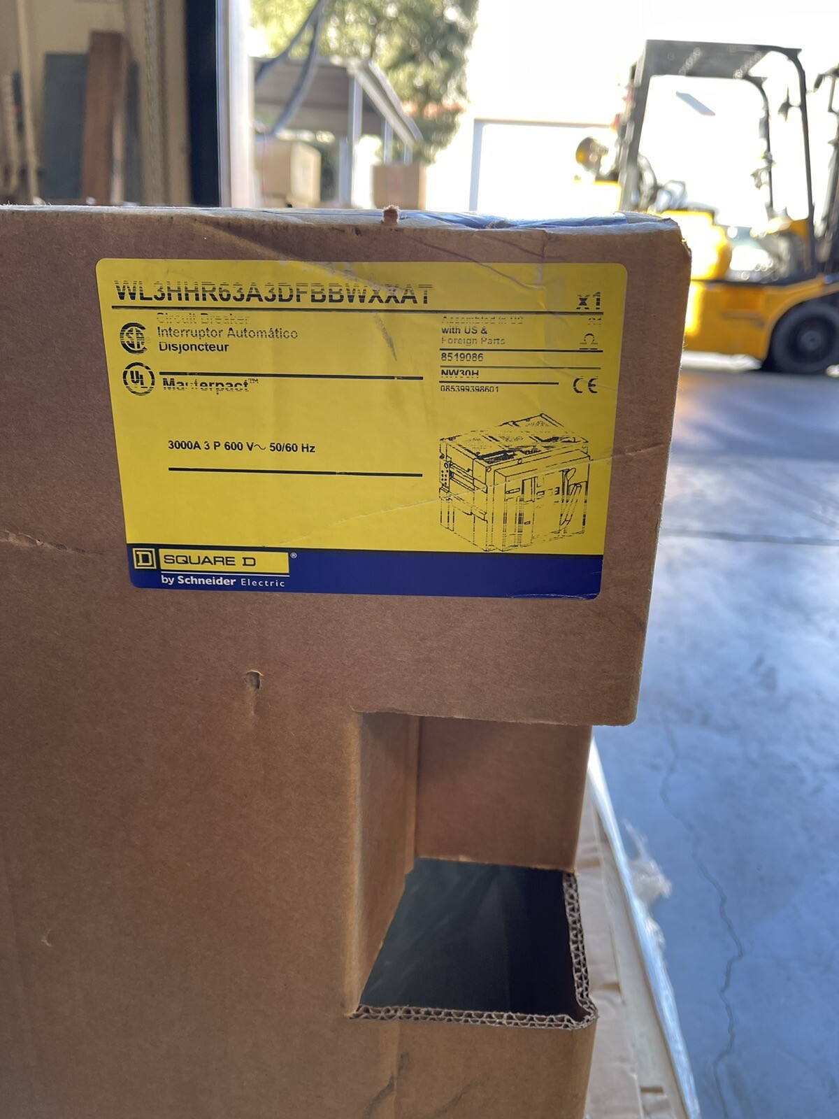 WL3HHR63A3DFBBWXXAT 3000A 3P 600V-50/60HZ
