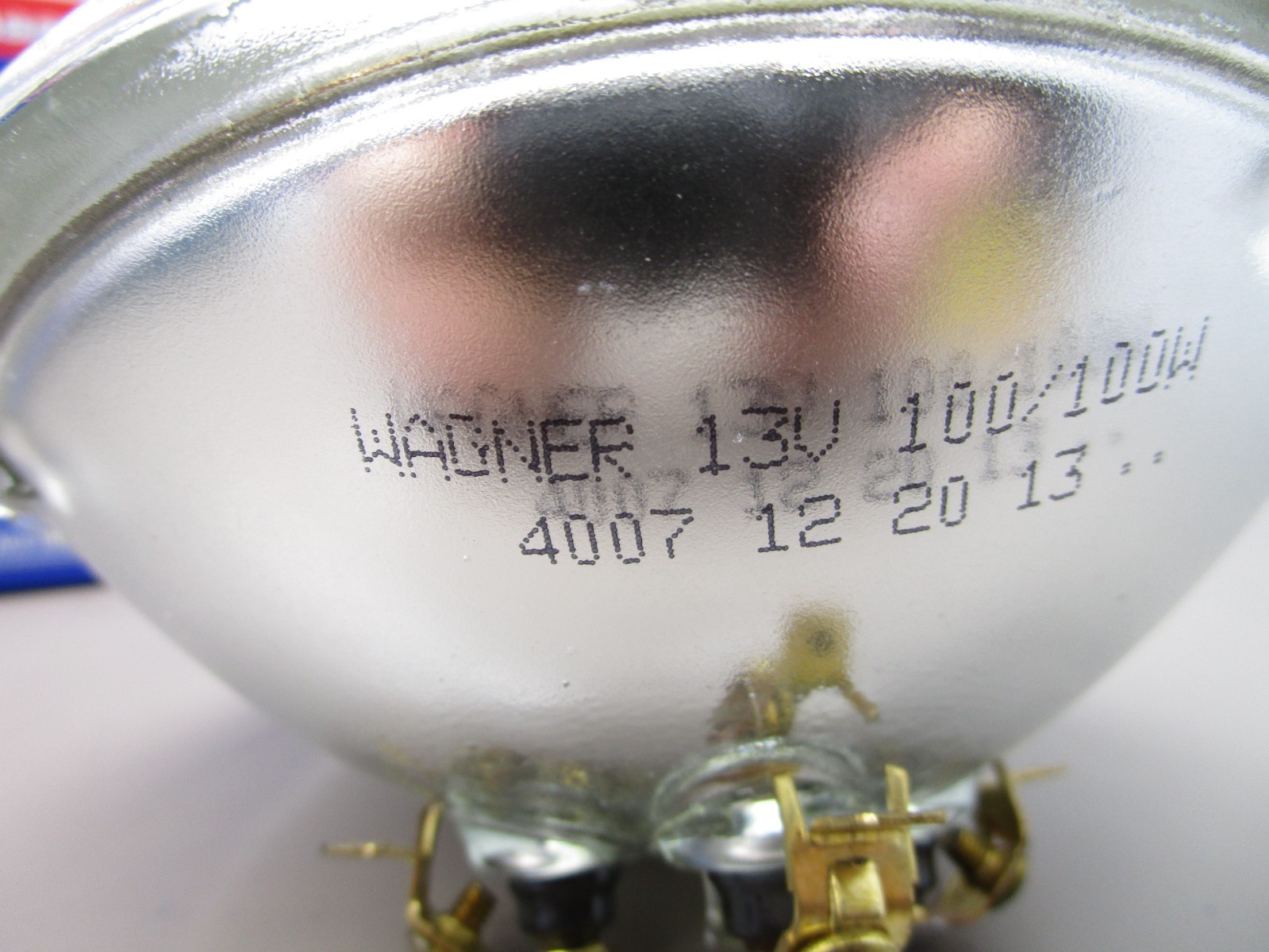 Wagner 4007 Spot Lamp Sealed Beam Flood 12v 100 / 100w