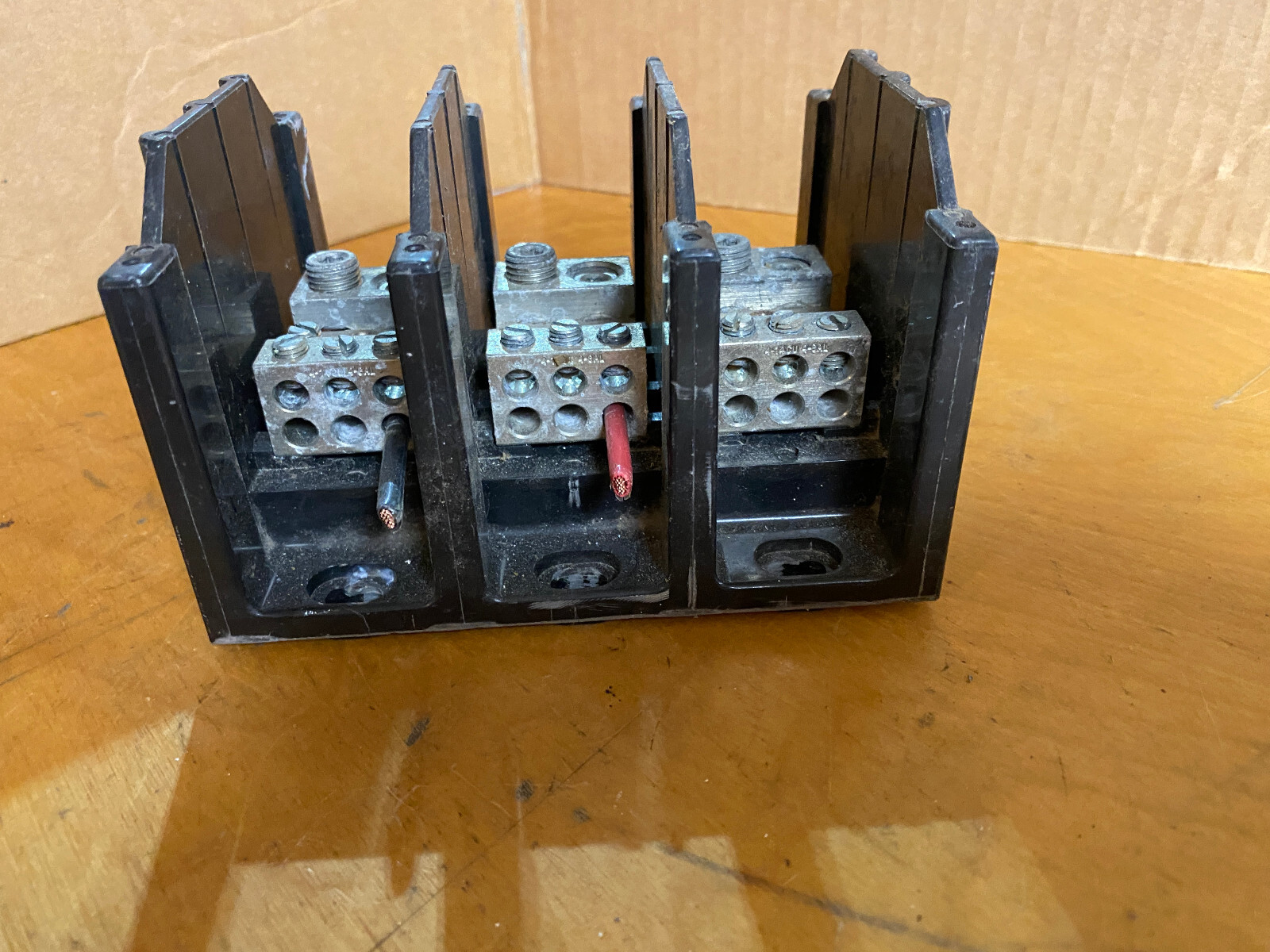 Bussmann Power Block Distributor 16325-3 350A-600V