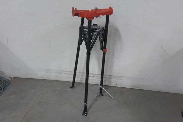 Ridgid 40130 35-1/2 In Maximum Height Portable Tristand