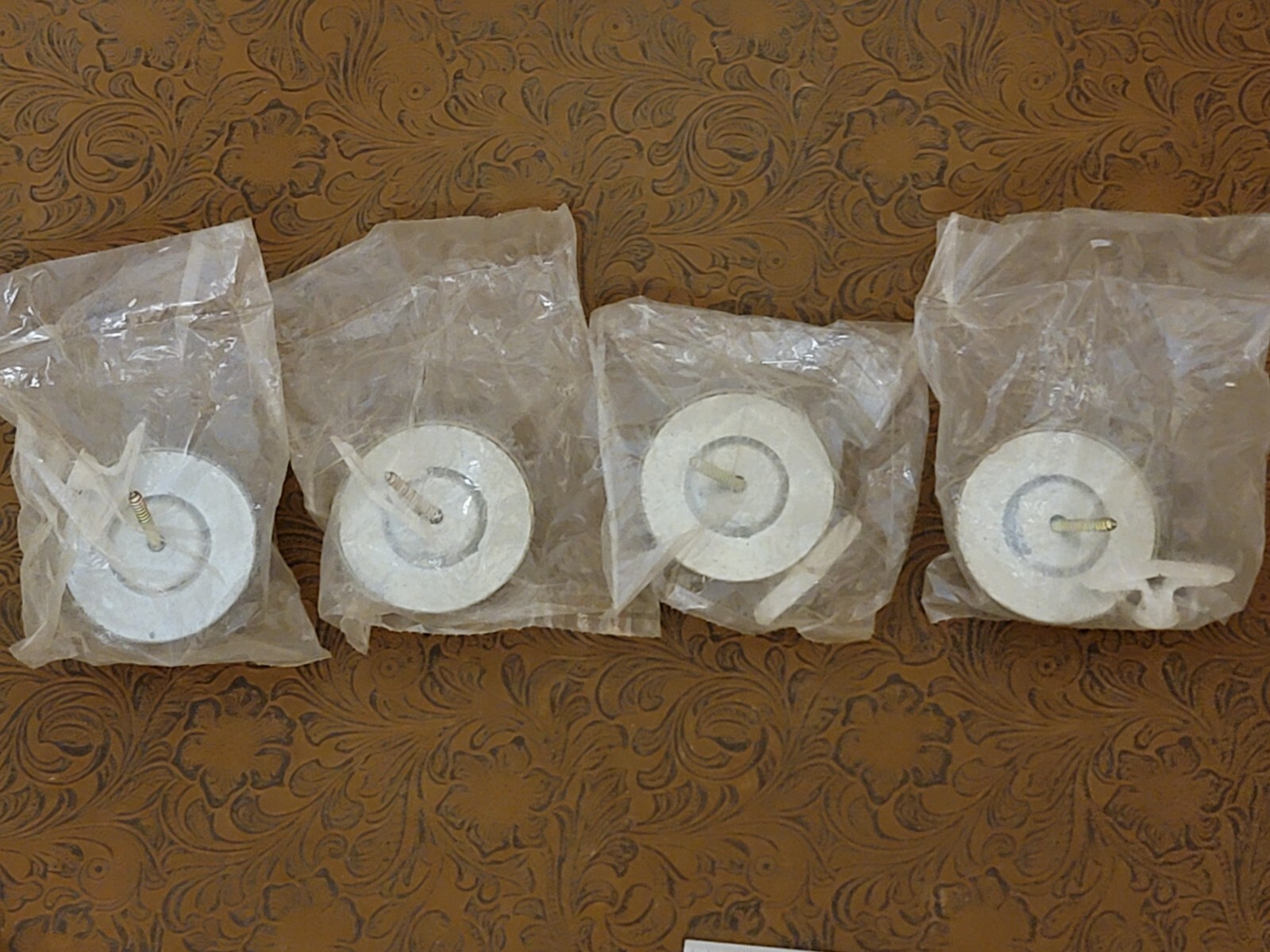 4 Pack – ROCKWOOD 409 US3 Concave Door Stop Wall Mount Bright Brass Lot#9 READ ზ
