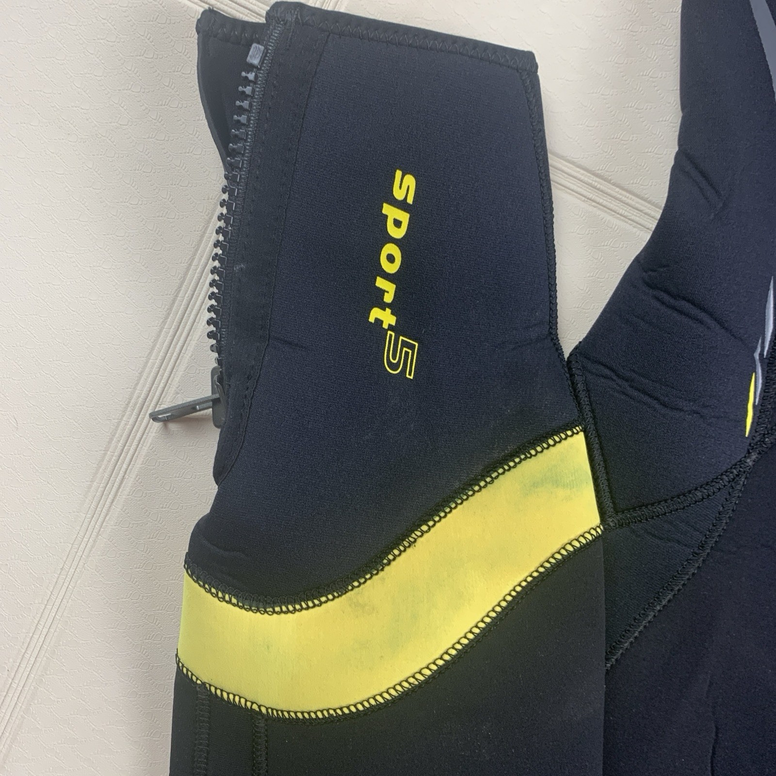 Scubapro Wet Suit Sport 5 Diving Full Body Men’s Large Neoprene Class B Black