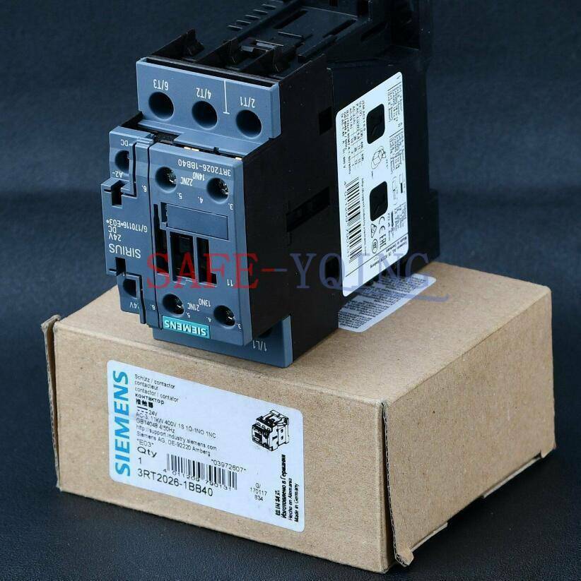One Siemens Contactor 3RT2026-1BB40 IN BOX New