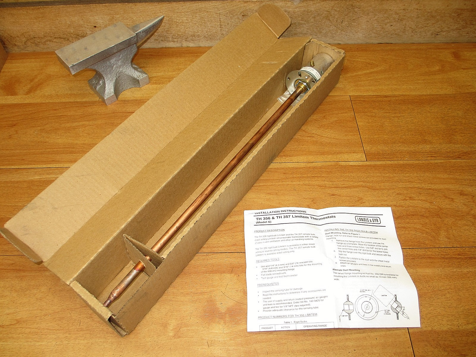 Landis & Gyr 356-0750 *NEW* Limitem Thermostat 069814 MCC Powers Siemens
