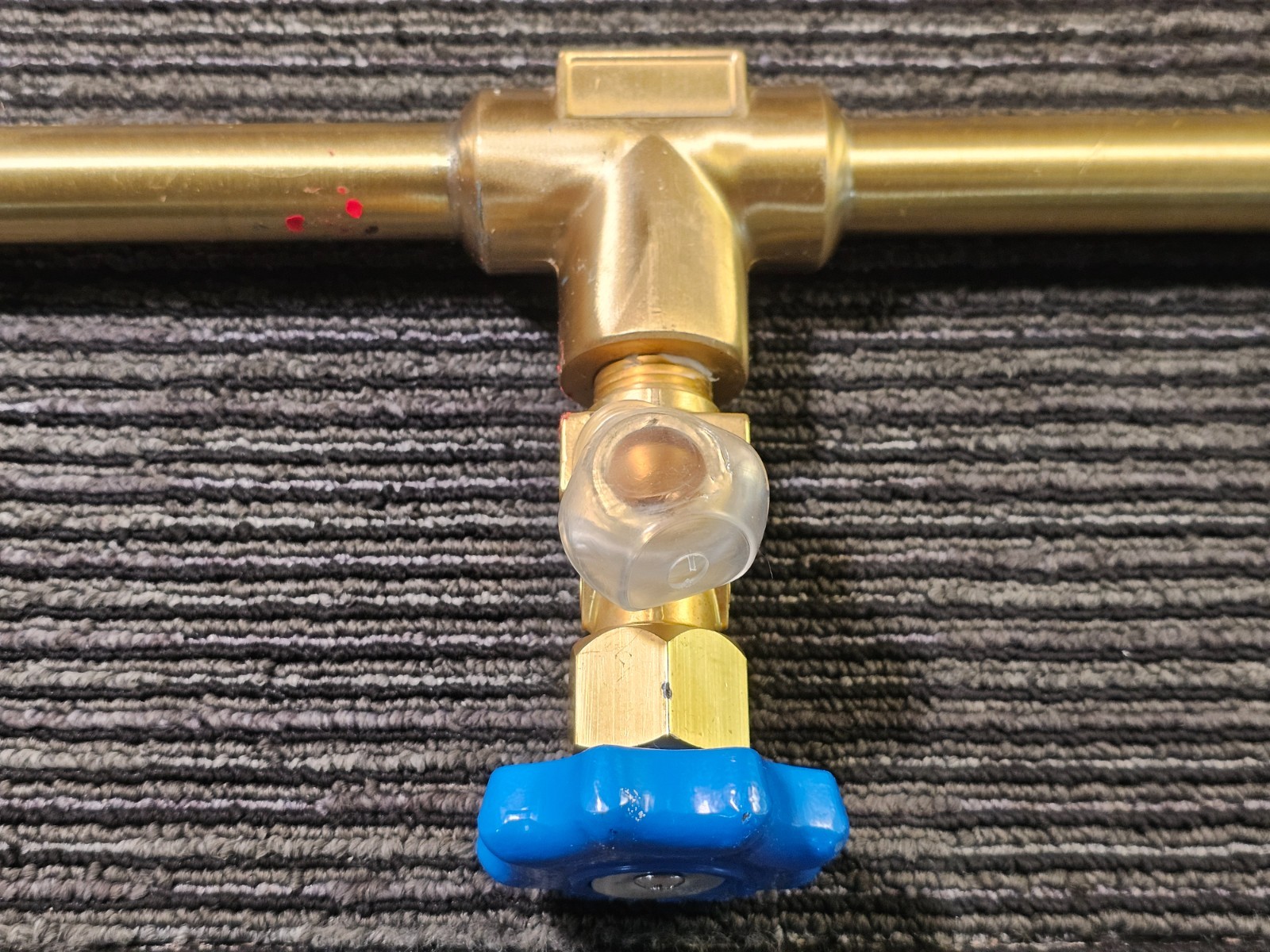 Oxygen Gas Manifold Connect 3- Valve Manifold 32-inch Overall Length, Brass