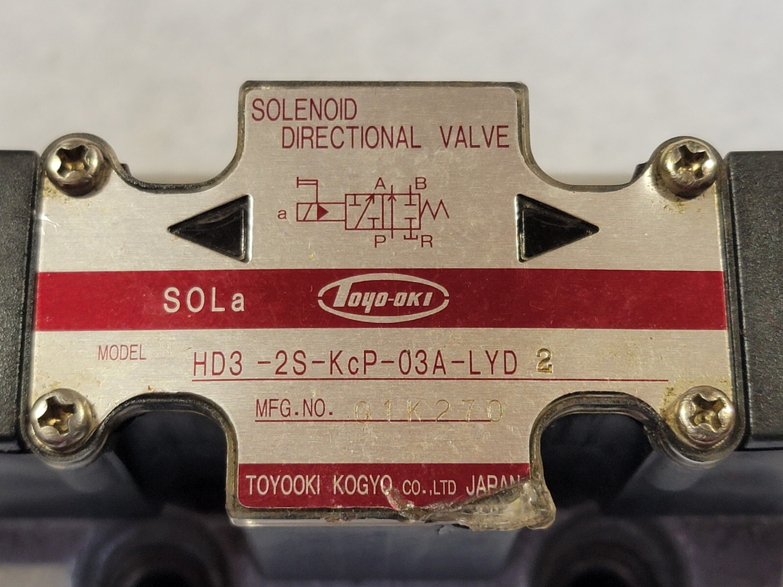 Toyo-oki Kogyo HD3-2S-KcP-03A-LYD 2 Hydraulic Valve NOS FREE SHIP LOC SHF J