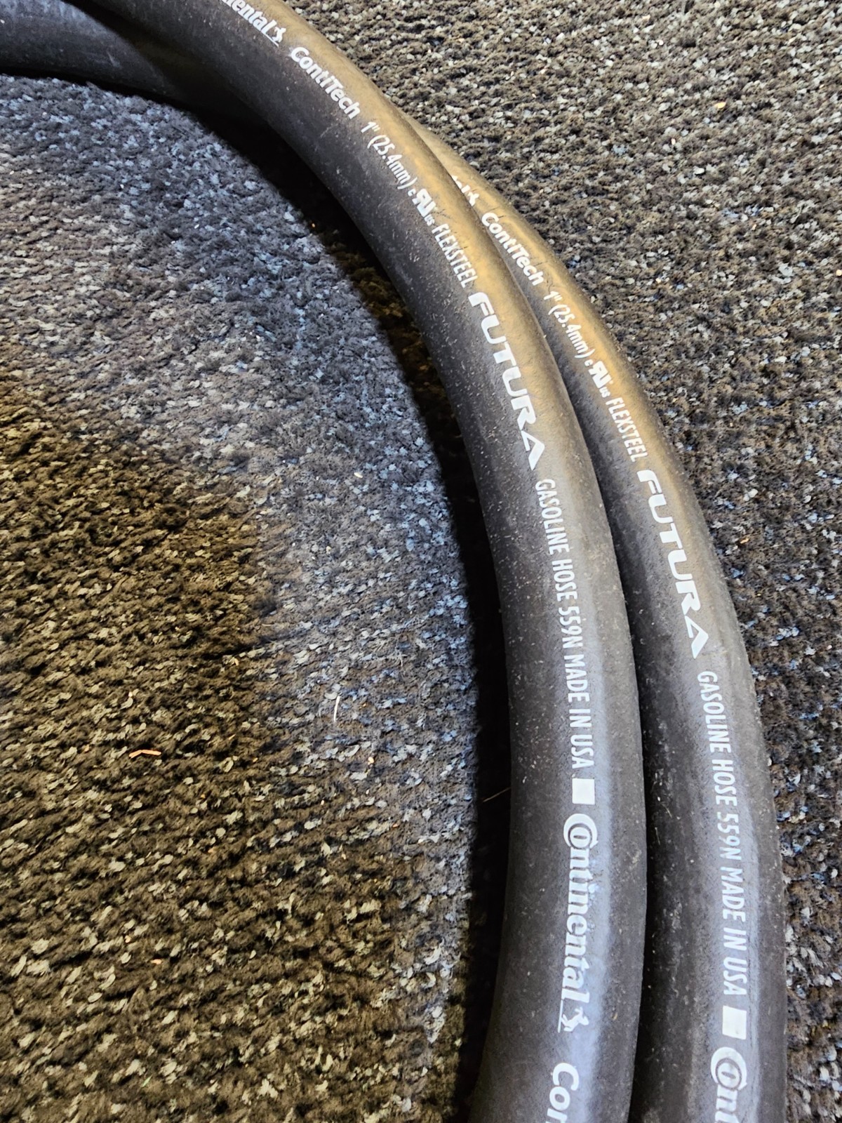 Continental ContiTech 1″ Futura Flexsteel 141″ Length Gasoline Hose w/Fittings