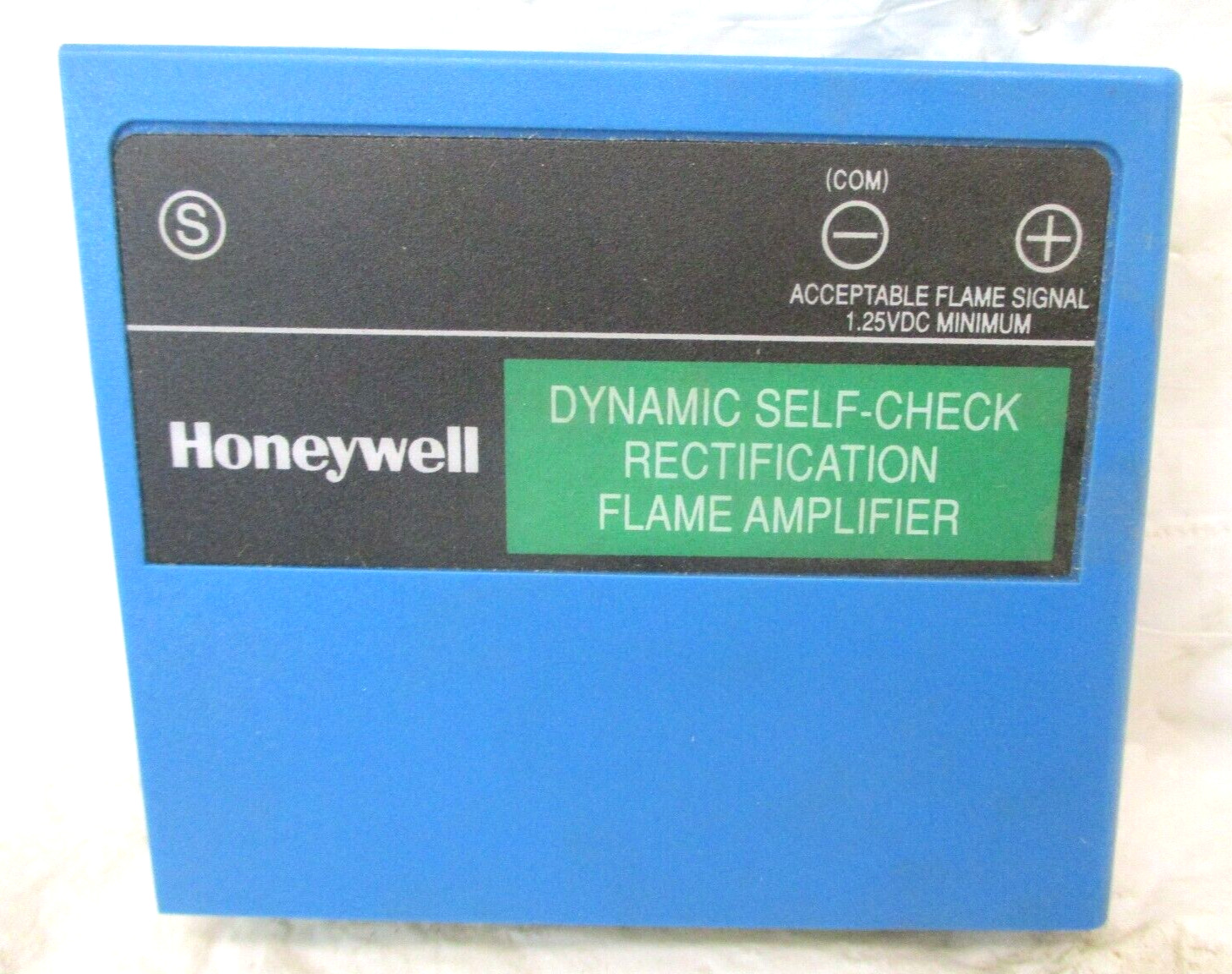 Honeywell R7847 C 1005 97-4685E Flame Amplifier A6988WVS