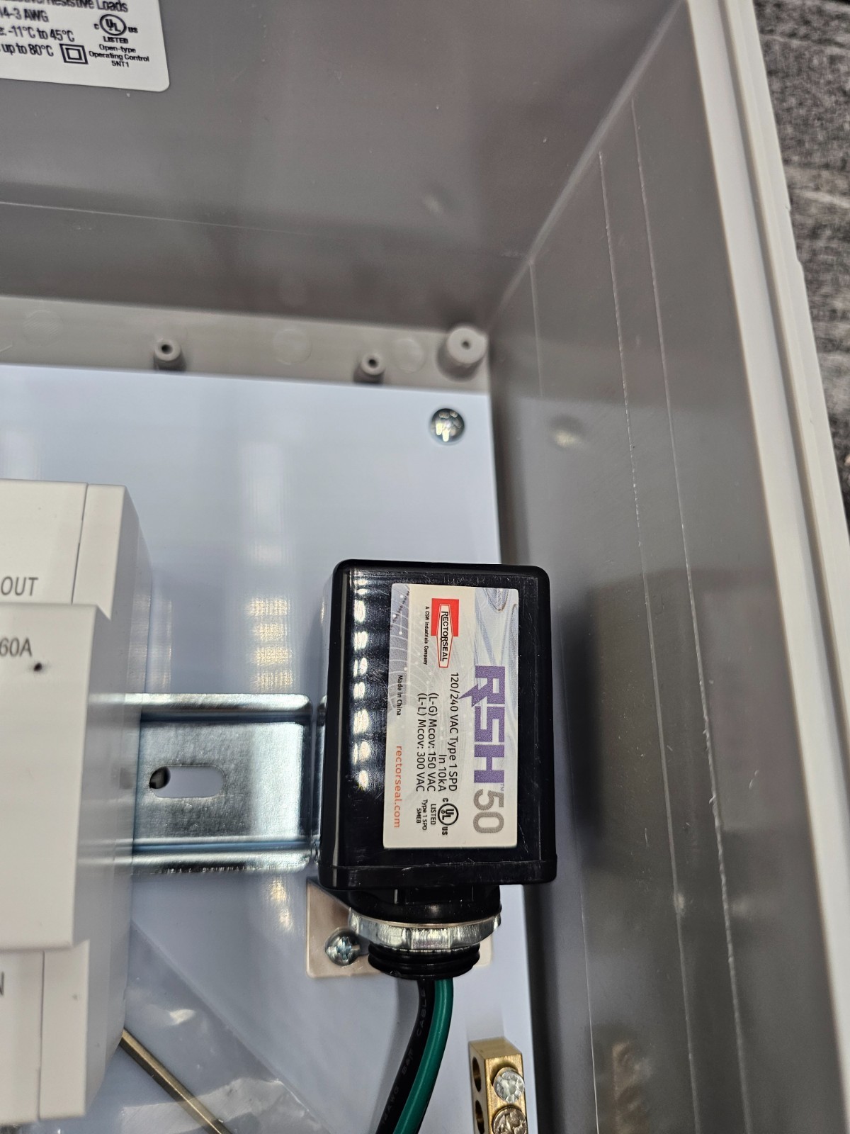 RECTORSEAL RSH-50 VRM KIT: Surge Protector & Voltage Range Monitor 120/240VAC