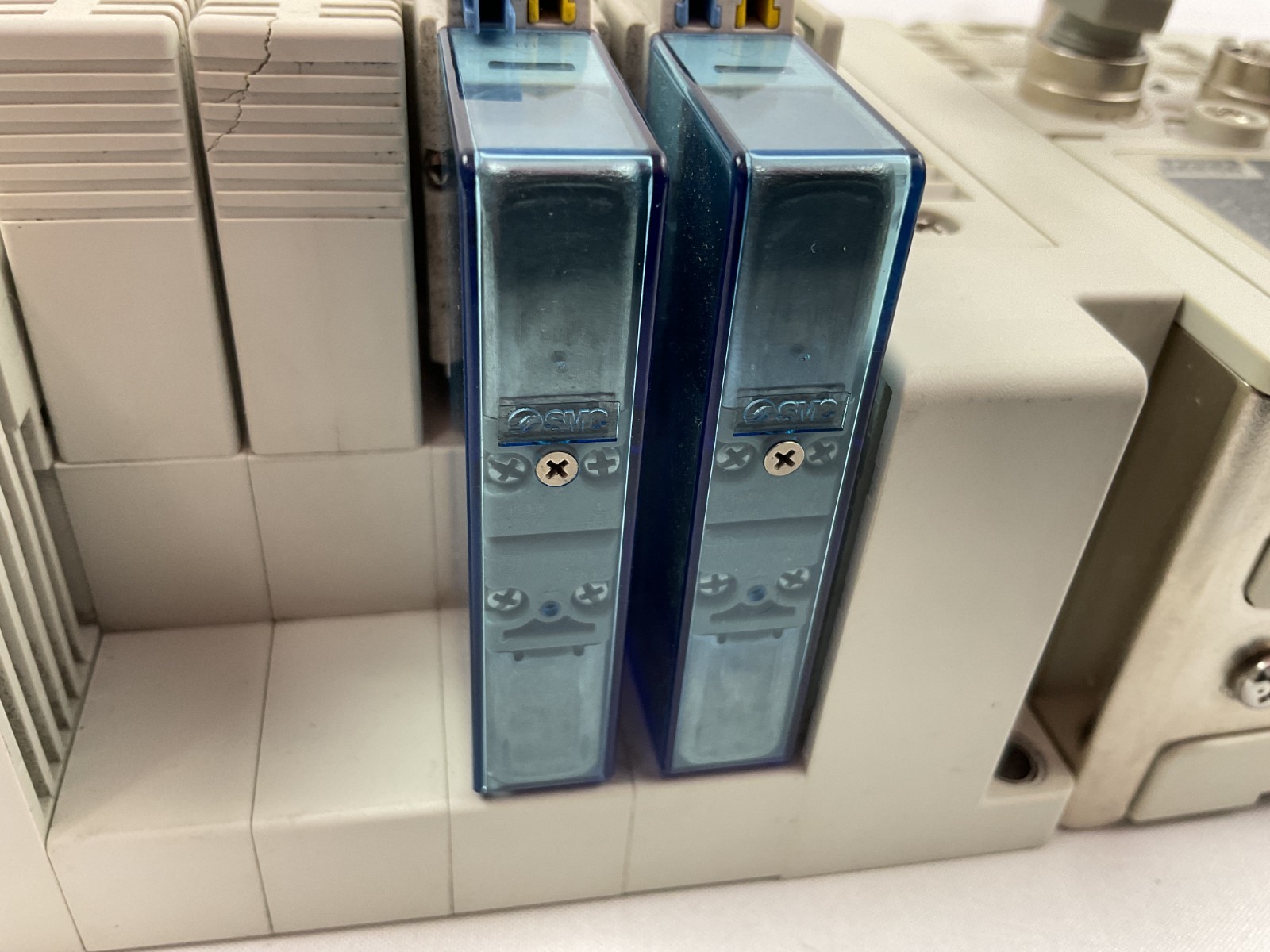 SMC ProfiNet EX600-SPN1 4 Slot Serial Transmission System SY5300T-5NZF1 Solenoid