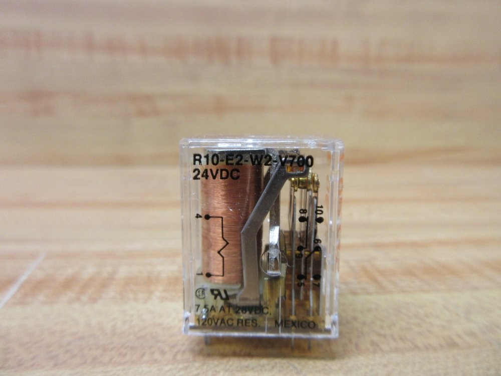 AMF Potter & Brumfield R10-E2-W2-V700-24V DC Relay R10-E2-W2-V700-24VDC