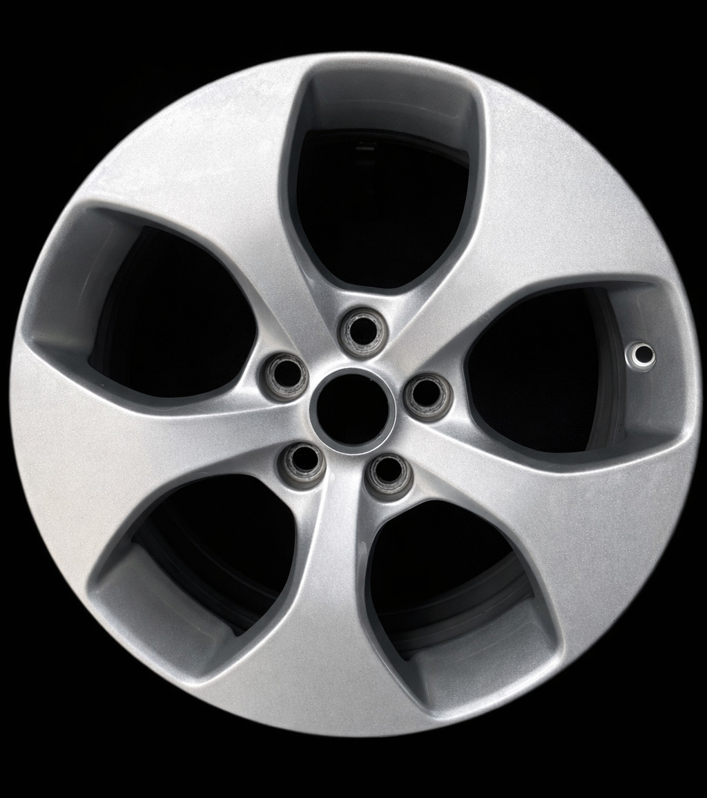 17×7 Jaguar JAG XE factory wheel 2017-2018 Silver rim T4N1674