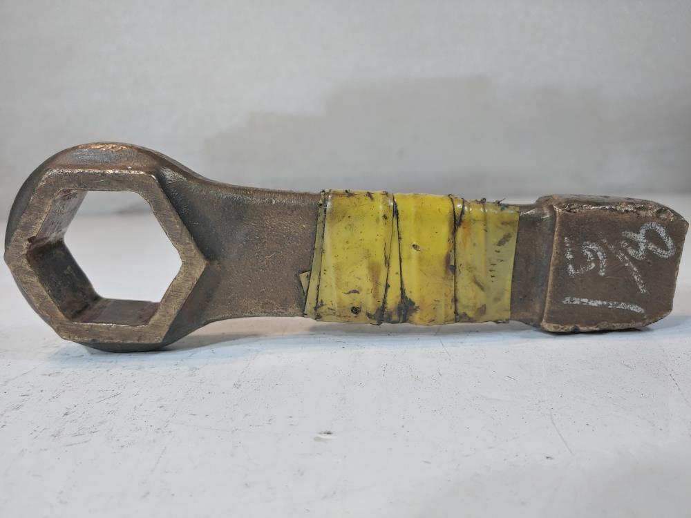 Ampco 1-5/8″ Aluminum/Bronze 6-Point Striking Wrench Model WS-1810