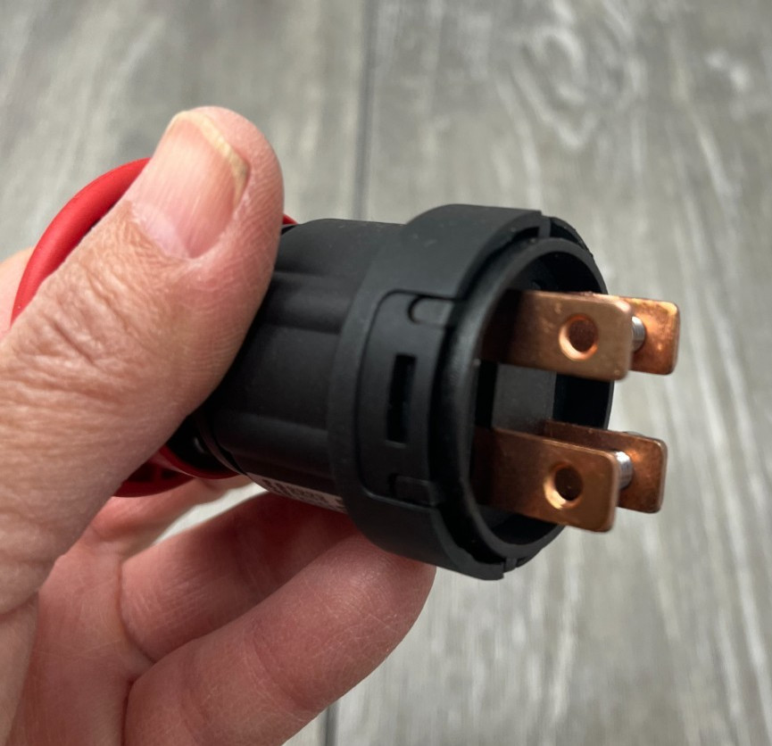 SUNS PP22-ES-R-P8 22mm Emergency Stop Switch Push/Pull