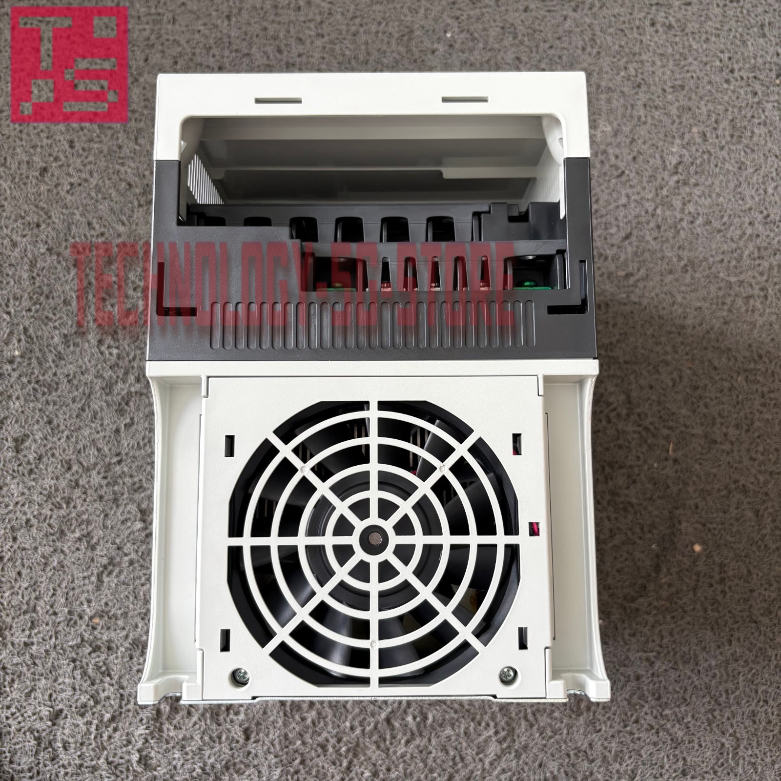 1pcs new Brand 25B-D043N114 Frequency converter