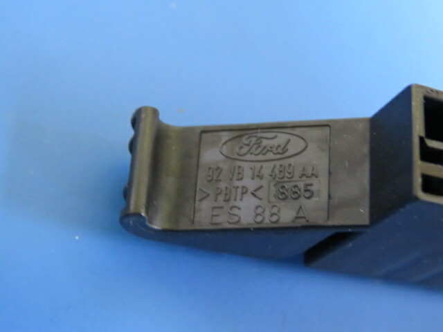 FCI 6021 0601 Qty of 5 per Lot Black Ford Connector; see also 92 vb 14 489 aa
