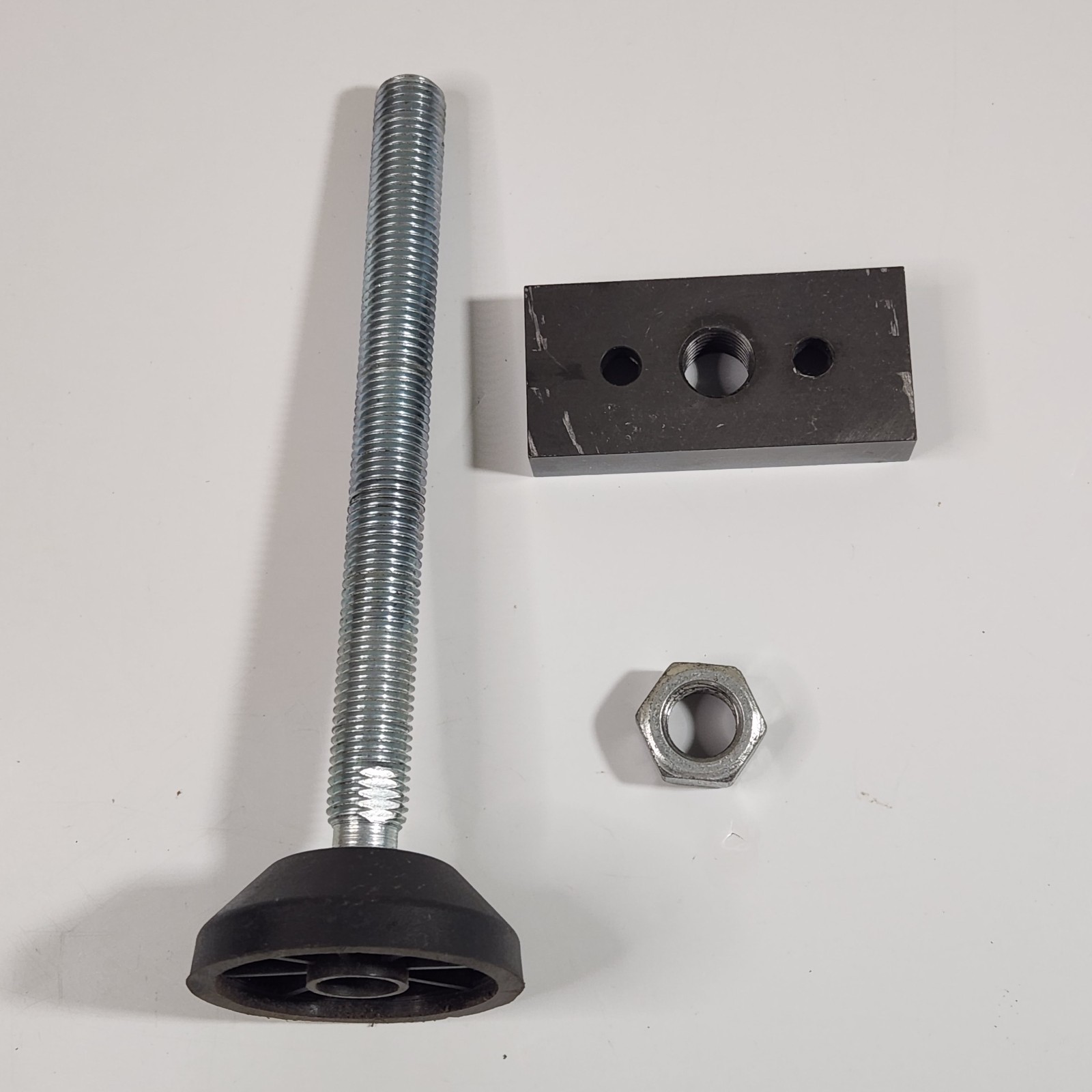 ValuGuide VG-50 Lot of (4) Adjustable Articulating Leveling Pads 7-3/4″ OA High