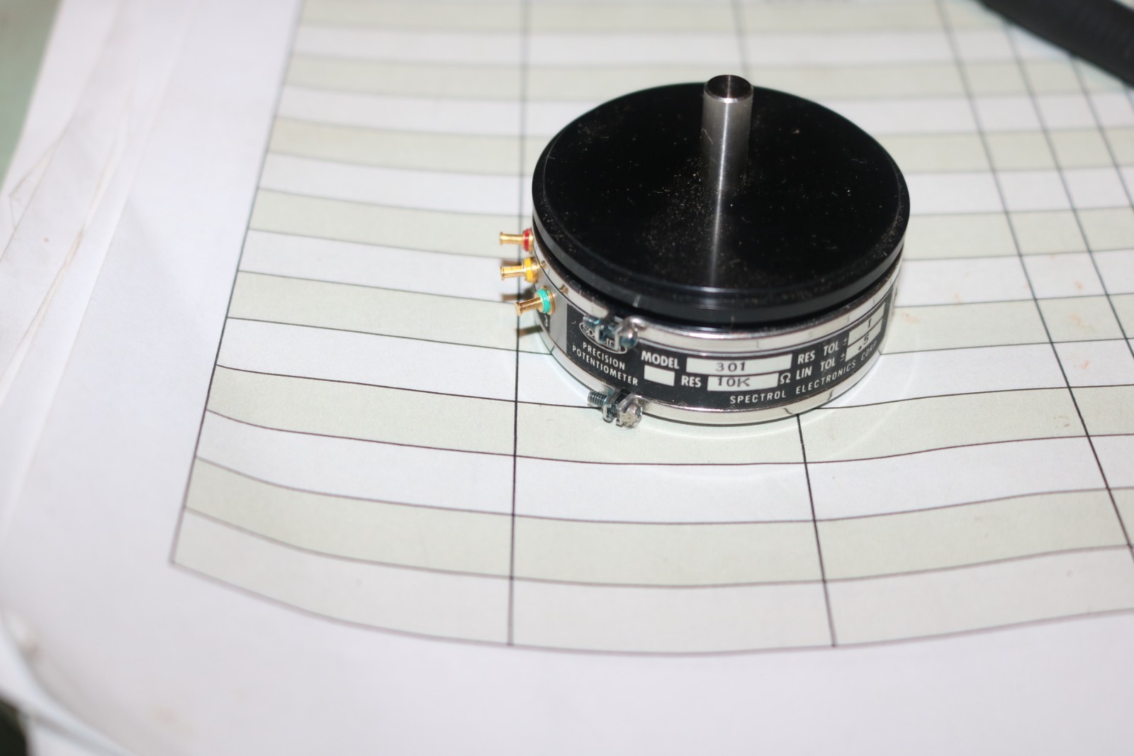 NOS Spectrol precision potentiometer RR2000C2A9T103 301-10K 5905-00-431-5351