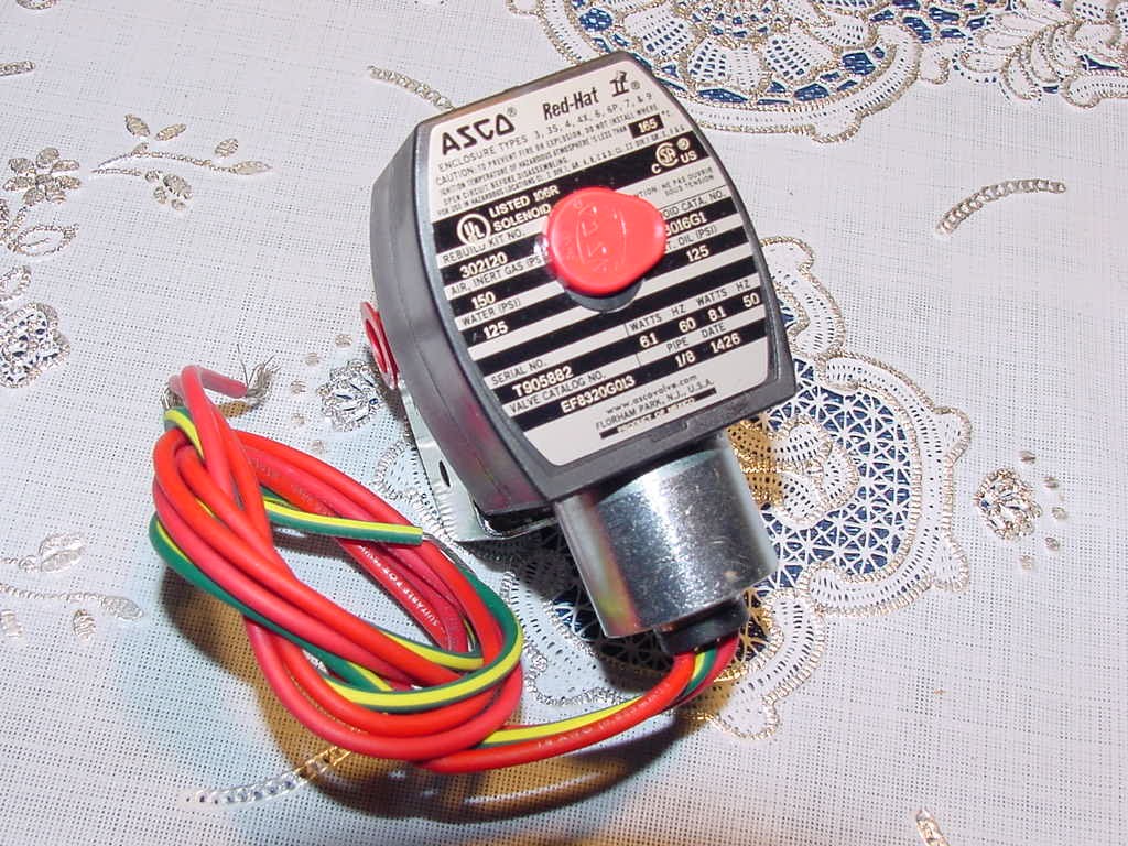 Asco RedHat EF8320G013 Solenoid Valve,1/8″ NPT, 3-Way, 2-Position, N/C, 120/60