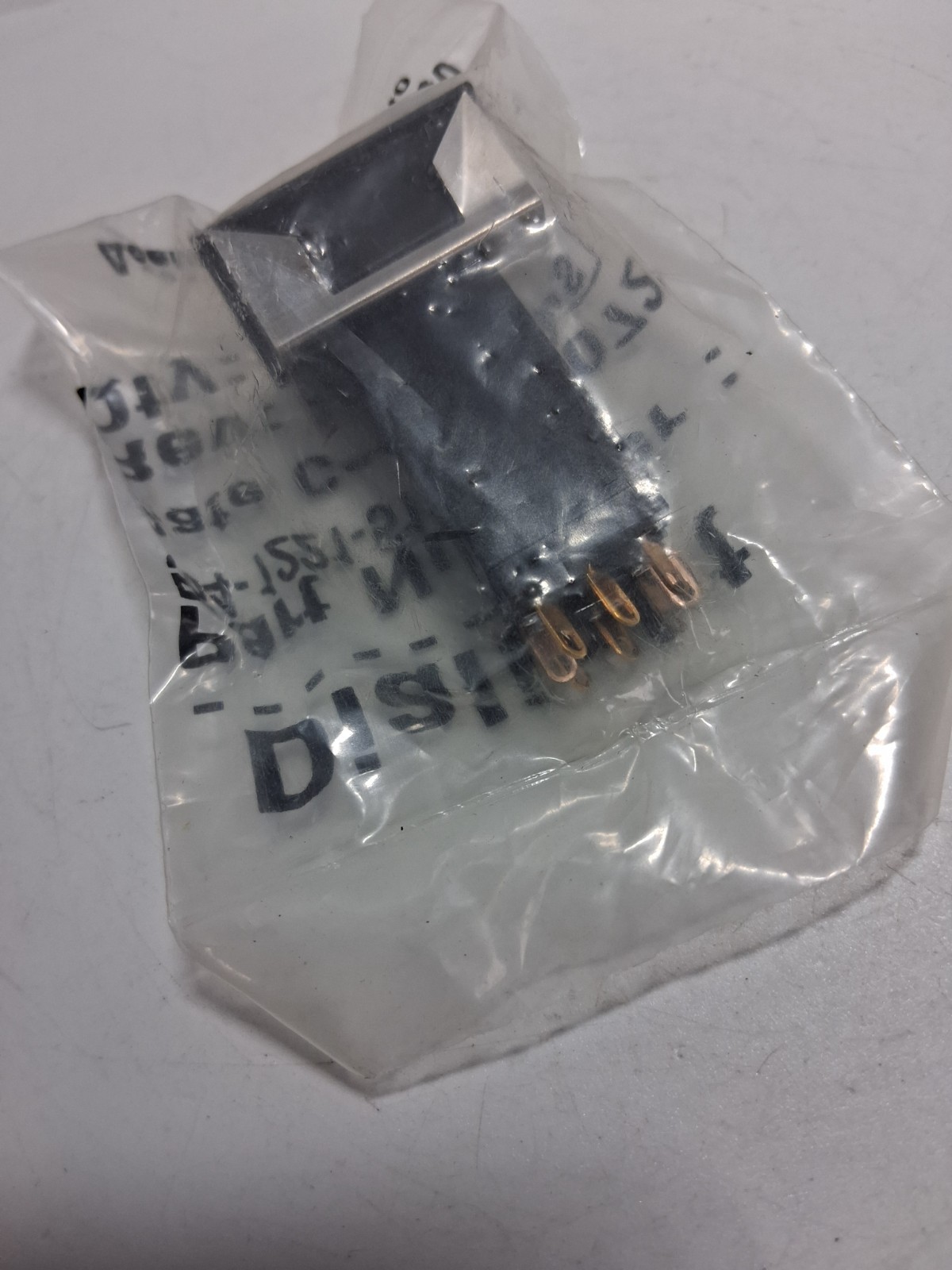 DIALIGHT 554-1221-511 PUSHBUTTON ACTUATOR 5A 125VAC NO/NC 8 PIN NIB