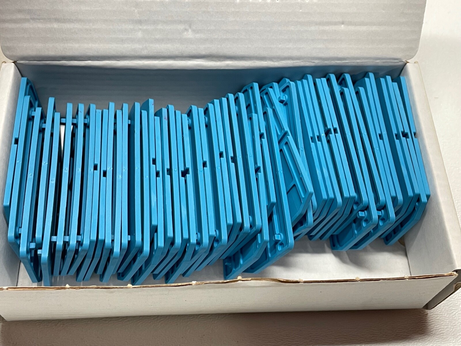 Lot of Assorted End Barriers Phoenix Contact Allen-Bradley ABB WAGO 222 1492-EBL