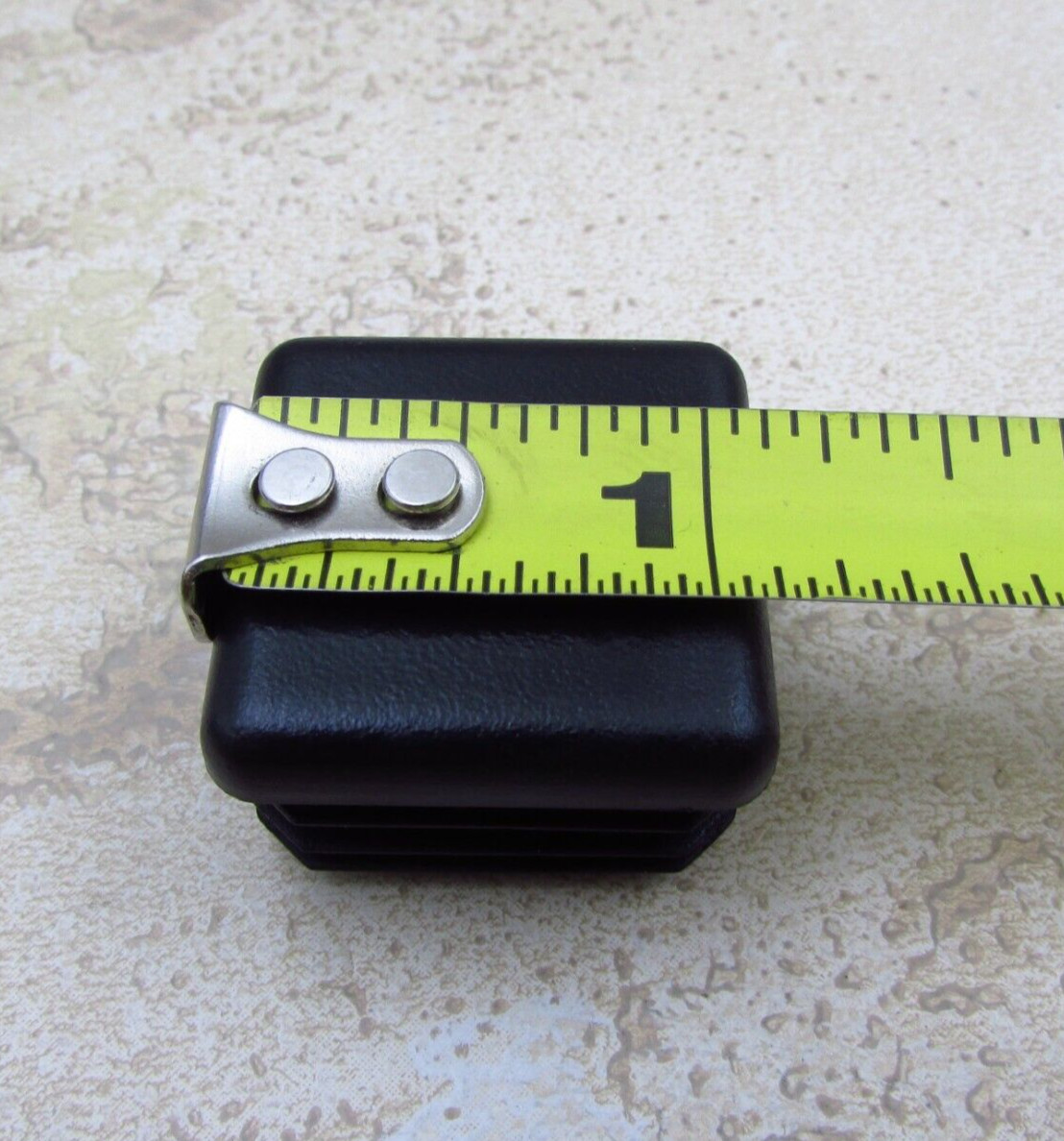 QTY 4 Black 1-1/8″ Inch, 14-20 Gauge Square Tube End Cap Plastic Insert Plugs