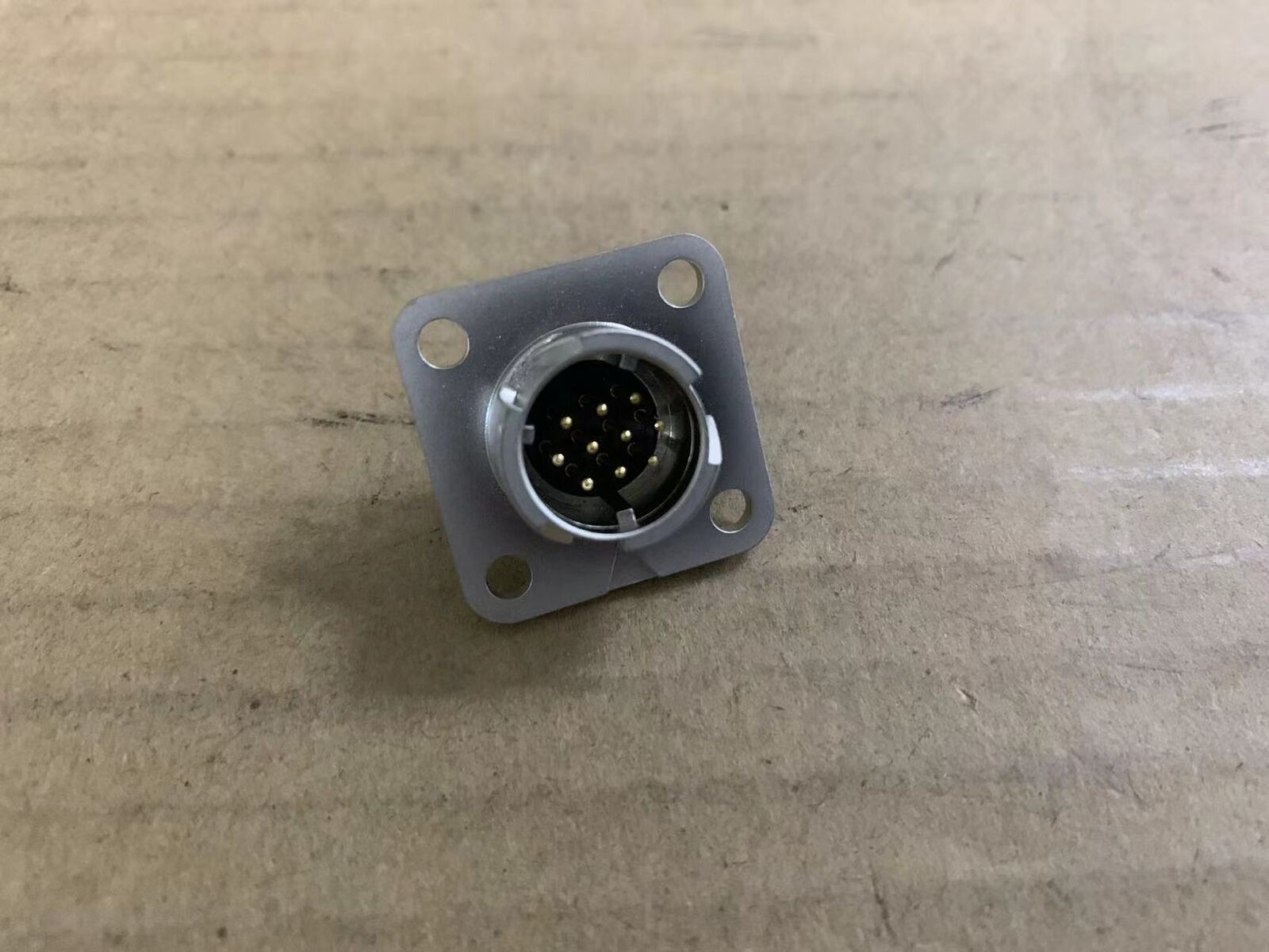 CM10-SP10S-M MITSUBISHI Yaskawa servo motor encoder connector Base DDK plug