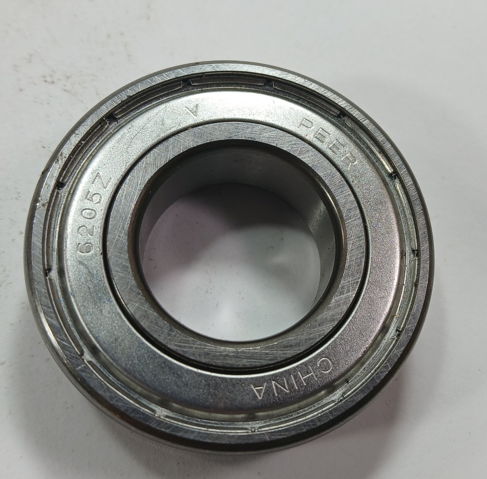 1 NEW PEER 6205Z/6205ZZ DOUBLE SHIELD DEEP GROOVE BALL BEARING NNB *MAKE OFFER*