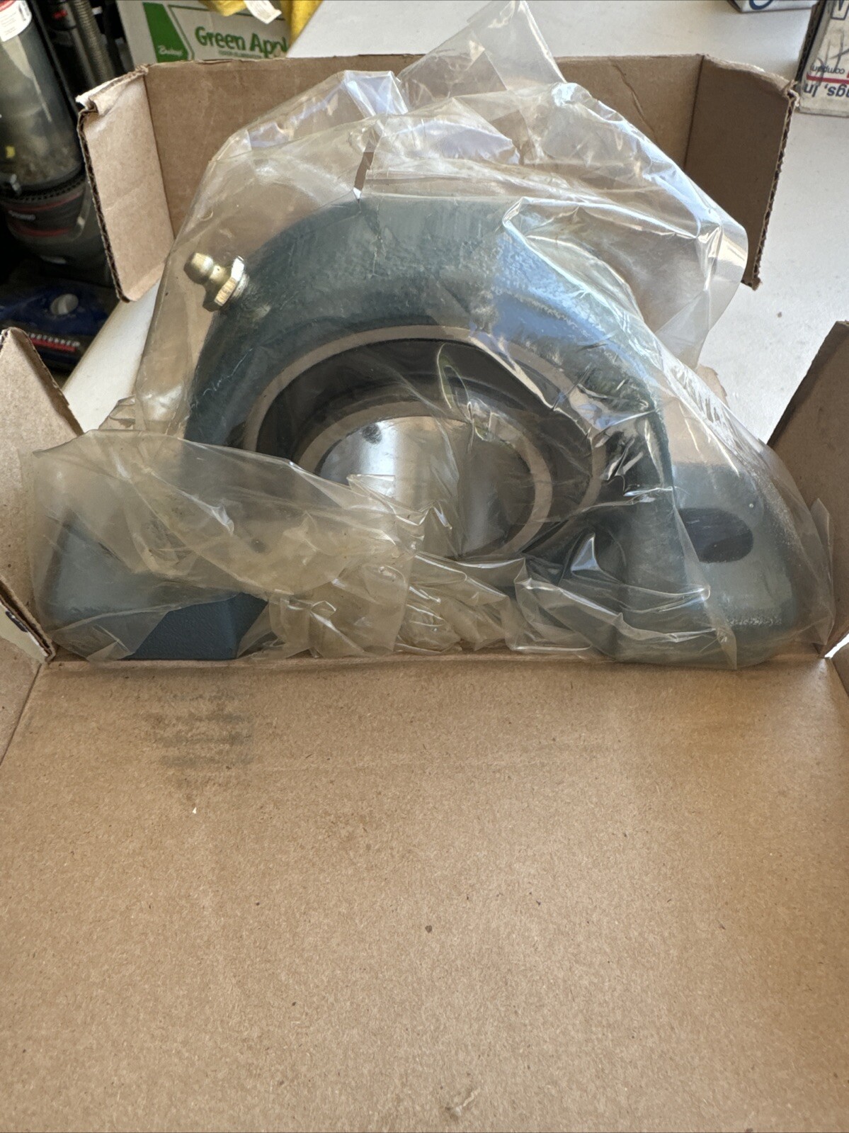 AMI UCP210-31 Pillow Block Ball Bearing Unit – 2-Bolt Base, New
