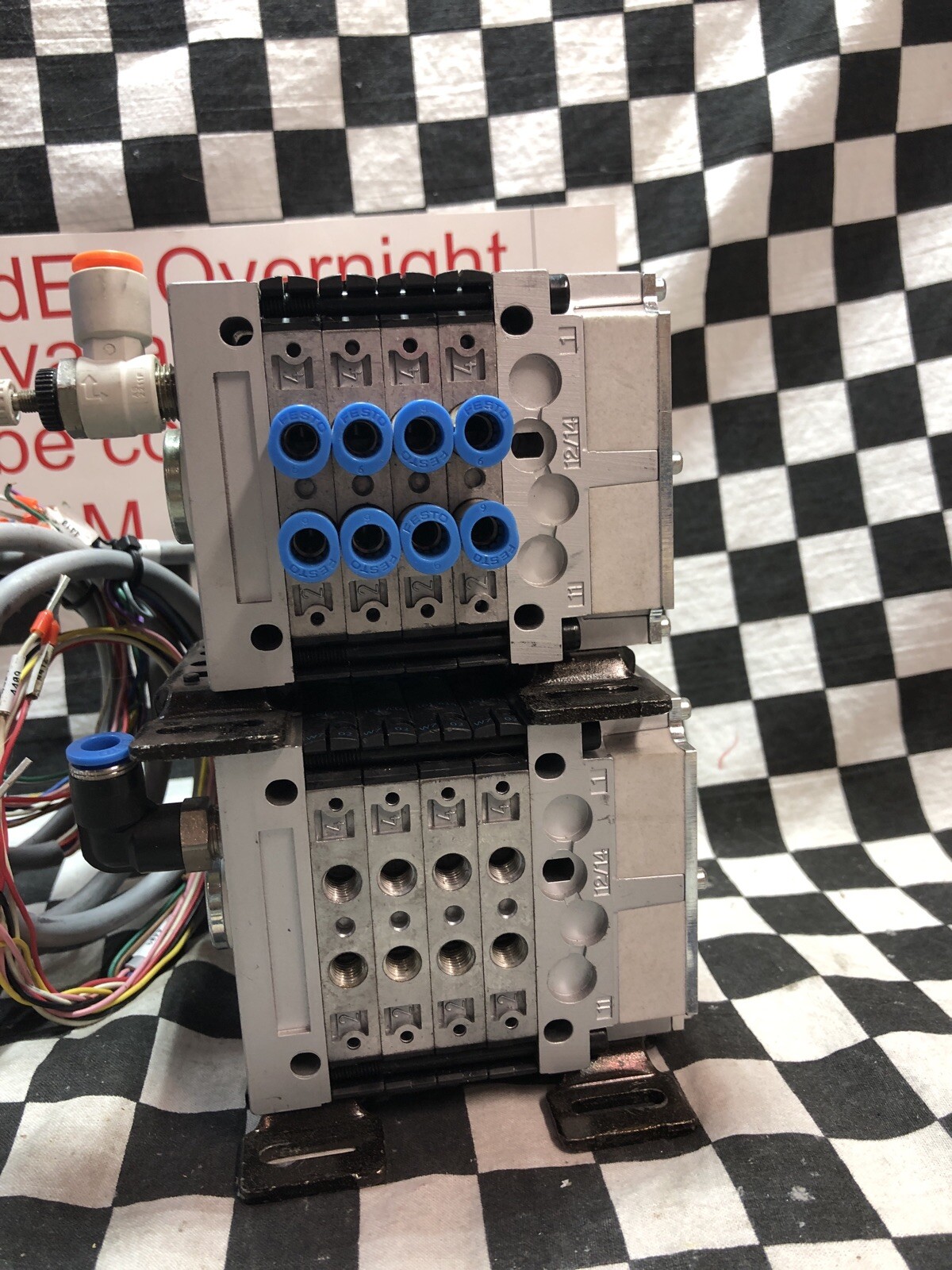 Festo Valve Manifold 18253, CPV10-GE-MP-4, CPV10-VI 18200, Lot Of 2, SHIPSAMEDAY