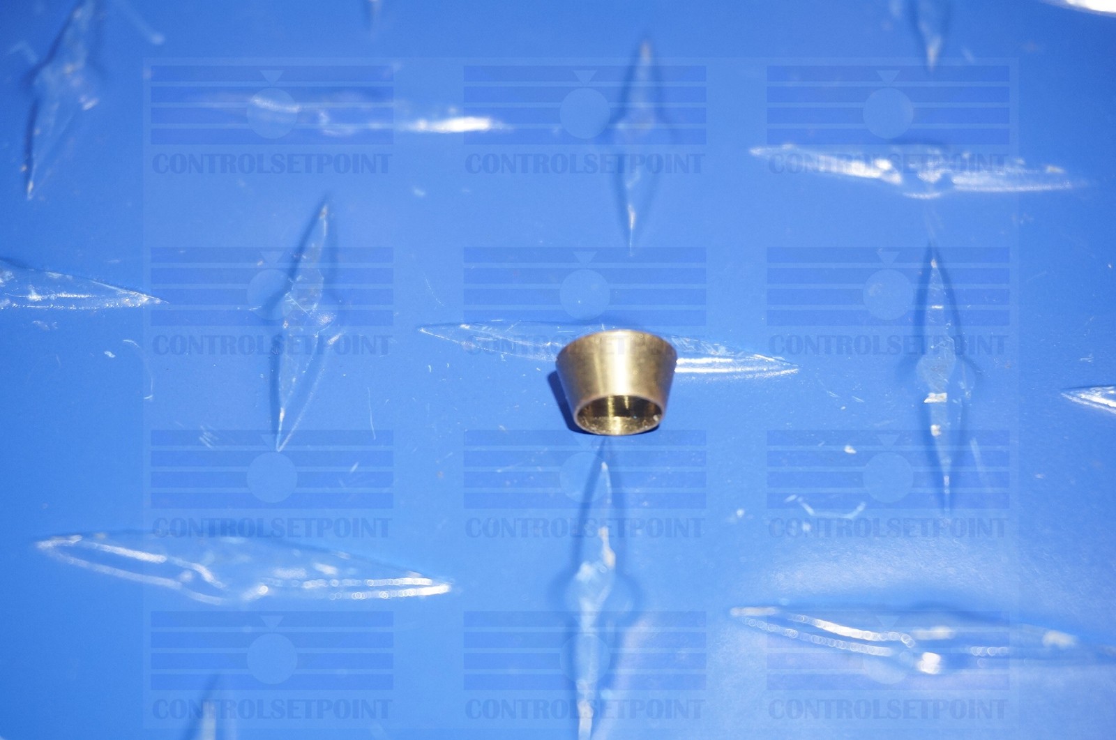 SWAGELOK 1/4″ FRONT COMPRESSION FERRULE TUBE BRASS B-403-1